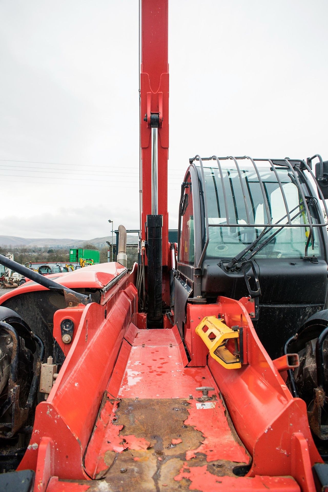 Manitou MT1840 18 metre telescopic handler Year: 2014 S/N: 942628 Recorded Hours: 4160 c/w sway - Image 15 of 22