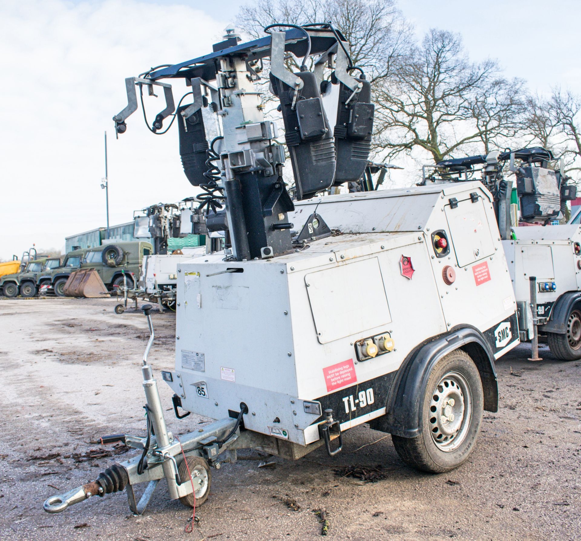 SMC TL-90 diesel driven mobile lighting tower Year: 2013 S/N: 10624 Recorded Hours: T127387