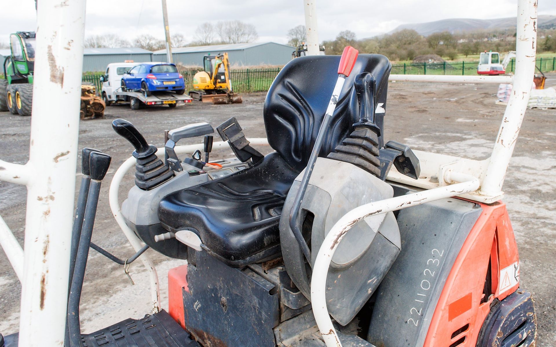 Kubota KX36-3 1.5 tonne rubber tracked mini excavator Year:  S/N: 7077625 Recorded Hours: 3396 - Image 18 of 21