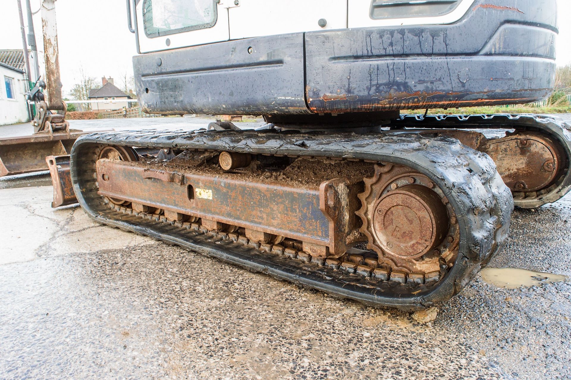 Bobcat E80 8 tonne rubber tracked excavator Year: 2013 S/N: 312768 Recorded Hours: 2778 blade, - Bild 10 aus 23