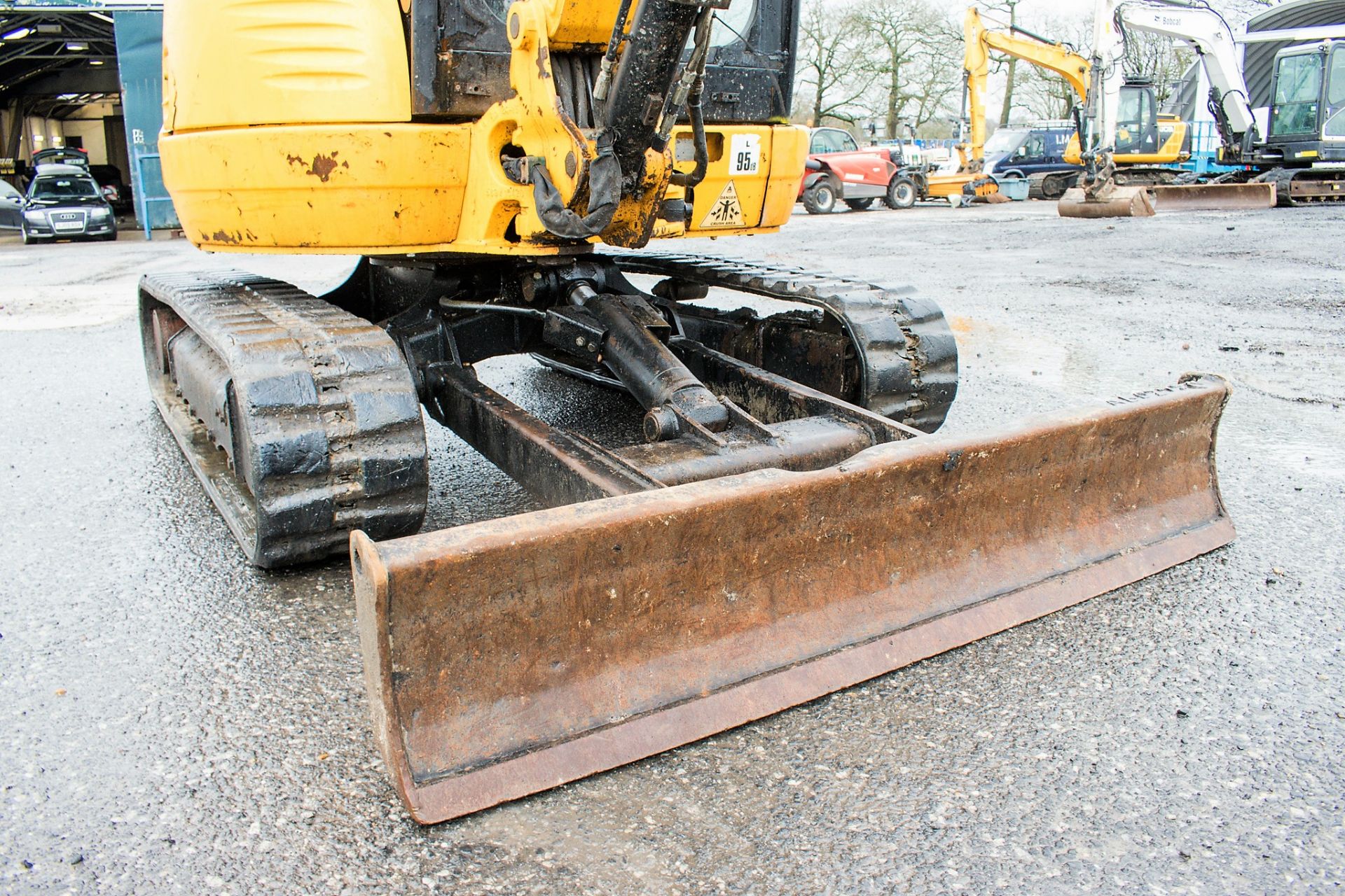 JCB 8030 ZTS 3 tonne rubber tracked mini excavator Year: 2013 S/N: 2021917 Recorded Hours: 2582 - Bild 12 aus 22