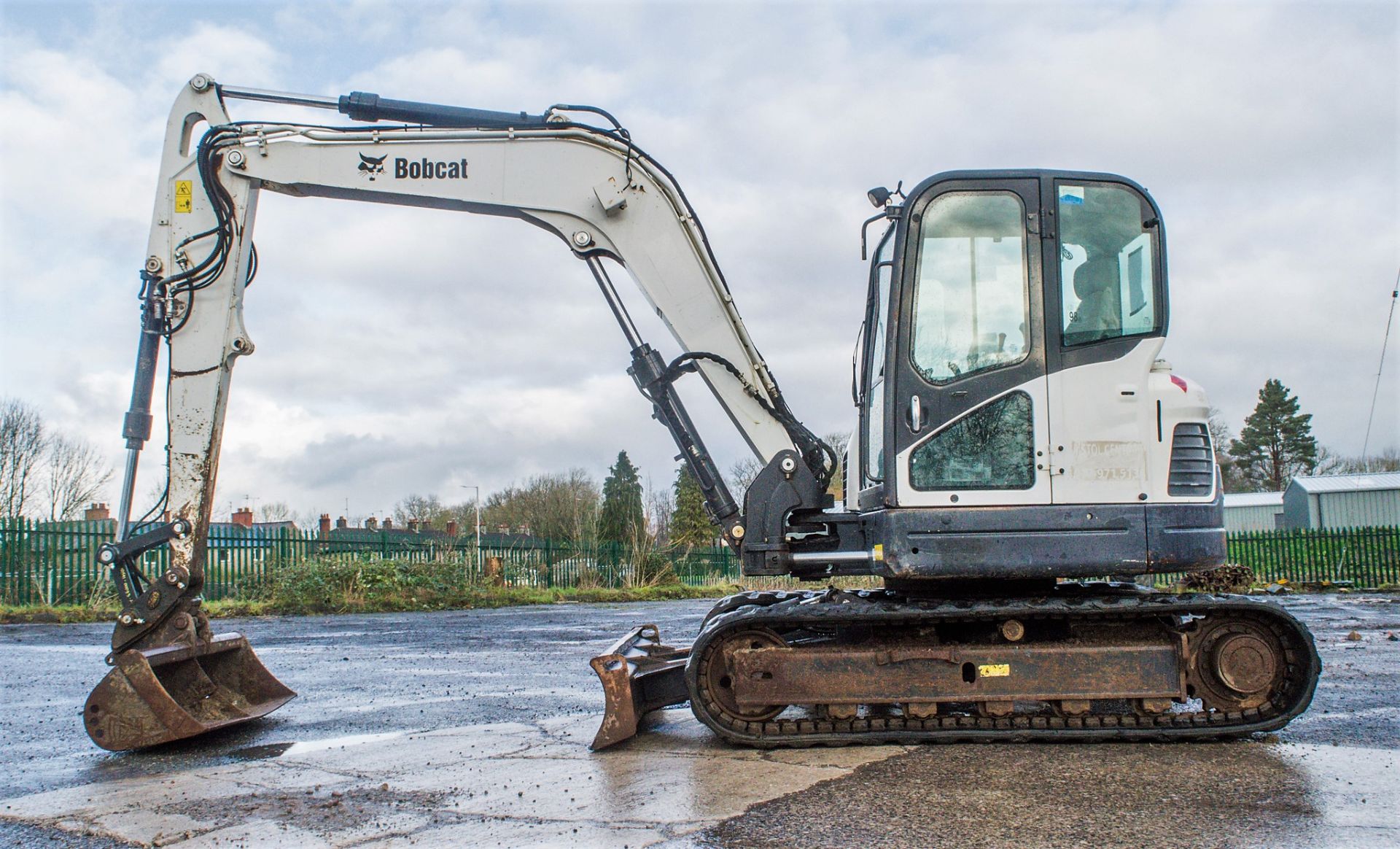 Bobcat E80 8 tonne rubber tracked excavator Year: 2013 S/N: 312768 Recorded Hours: 2778 blade, - Image 7 of 23