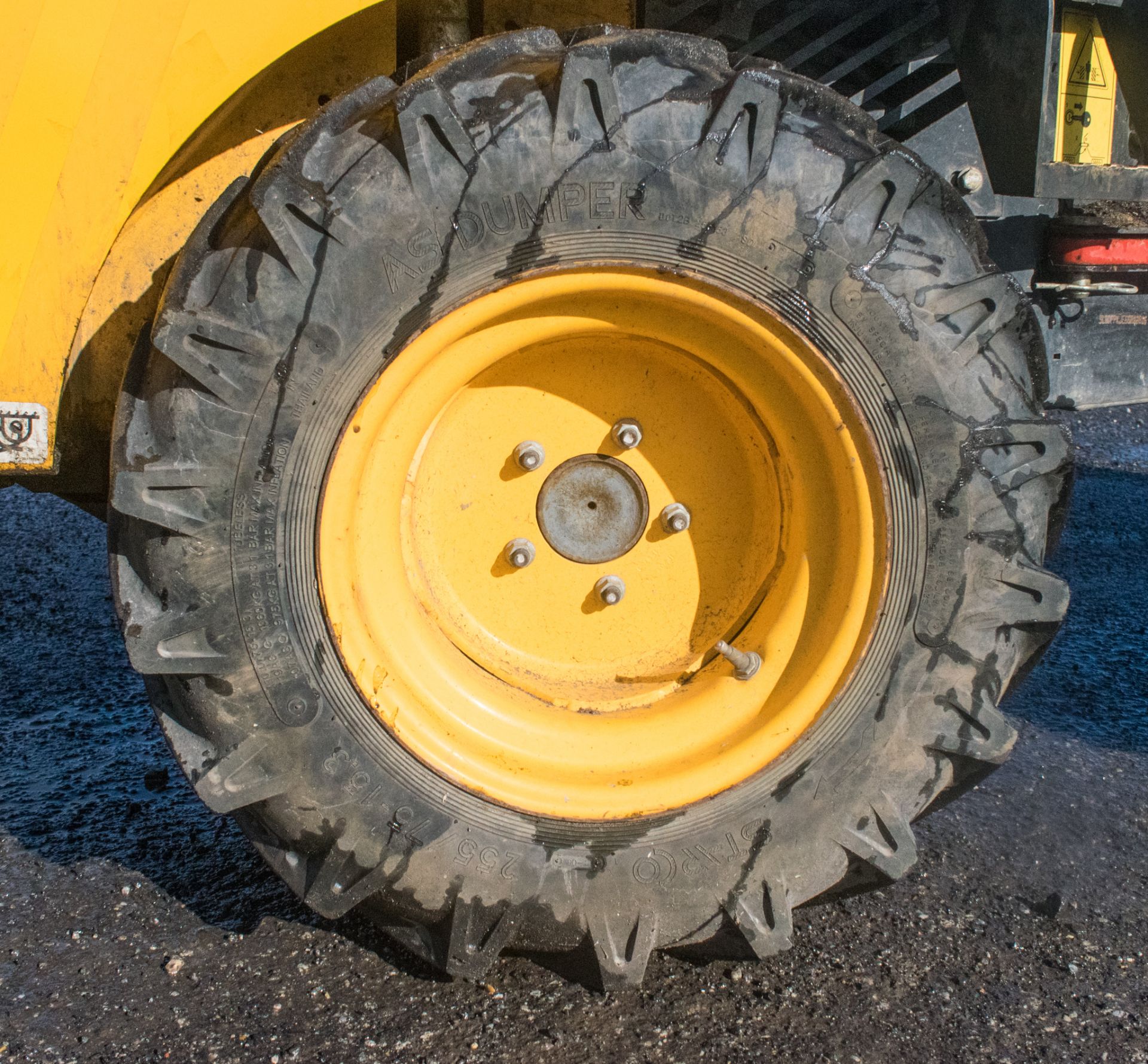 JCB 1THT 1 tonne high tip dumper  Year: 2016  S/N: RA2816 Recorded hours: 597 LH16019 - Image 10 of 18