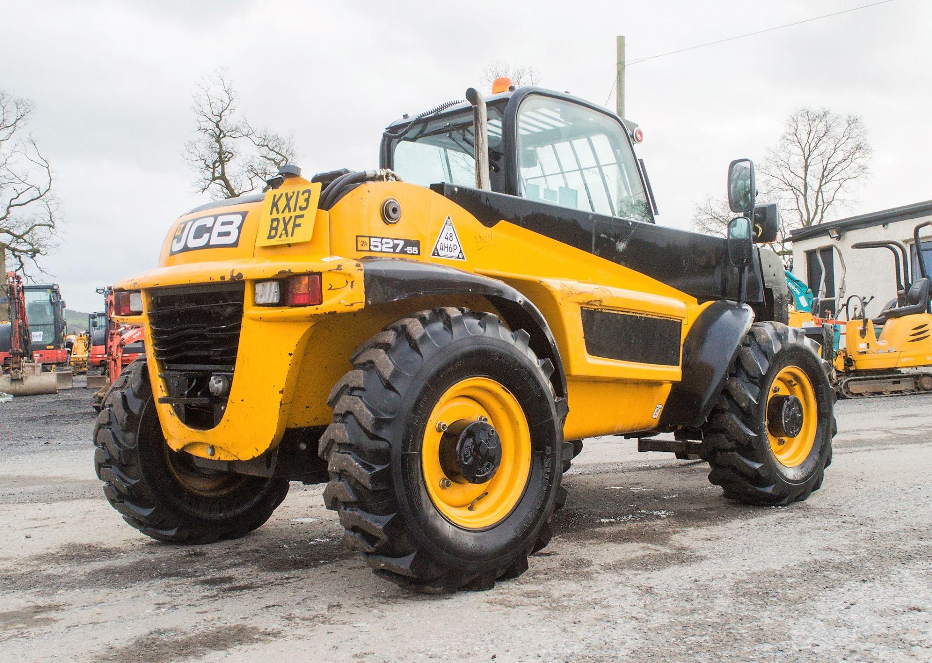 JCB 527-55 5.5 metre telescopic handler Year: S/N: 1419600 Recorded Hours: 3975 c/w rear camera - Image 4 of 20