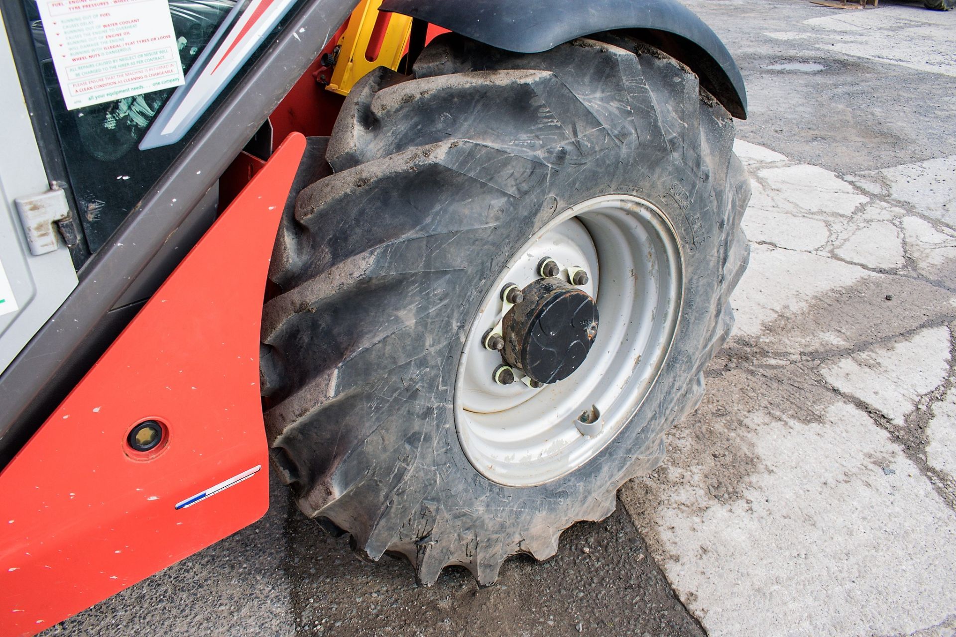 Manitou MT932 9 metre telescopic handler Year: 2014 S/N: 940646 Recorded Hours: 1130 c/w rear camera - Image 12 of 22