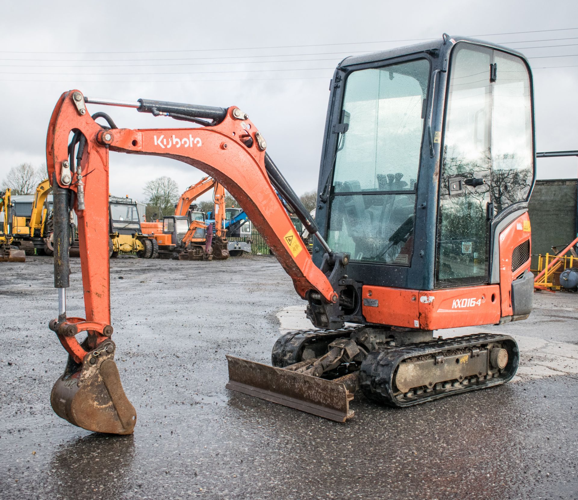 Kubota KX016.4 1.6 tonne rubber tracked mini excavator Year: 2014 S/N: 58172 Recorded hours: 1569