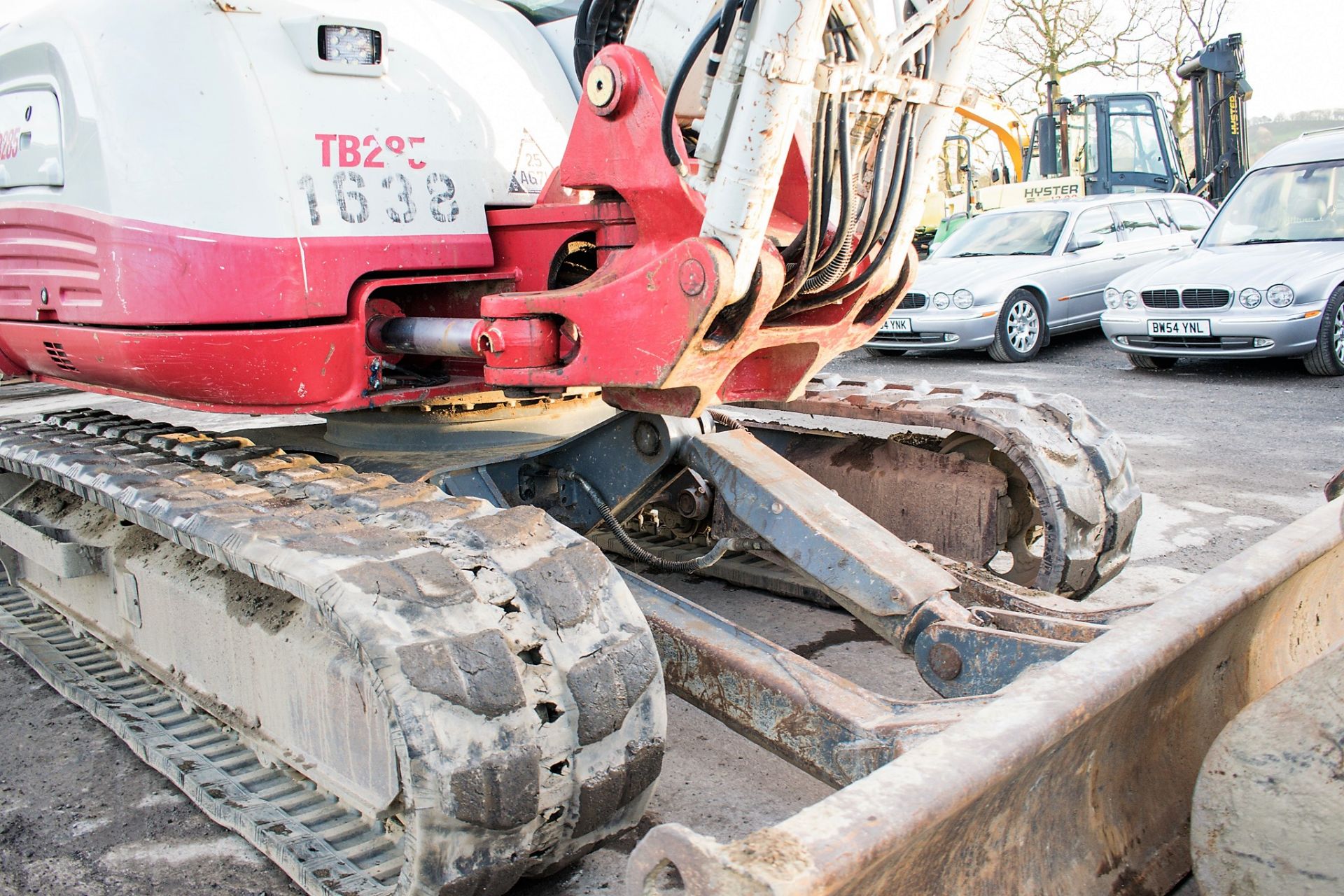 Takeuchi TB285 8.5 tonne rubber tracked excavator Year: 2013 S/N: 185000689 Recorded hours: 6505 - Image 15 of 21