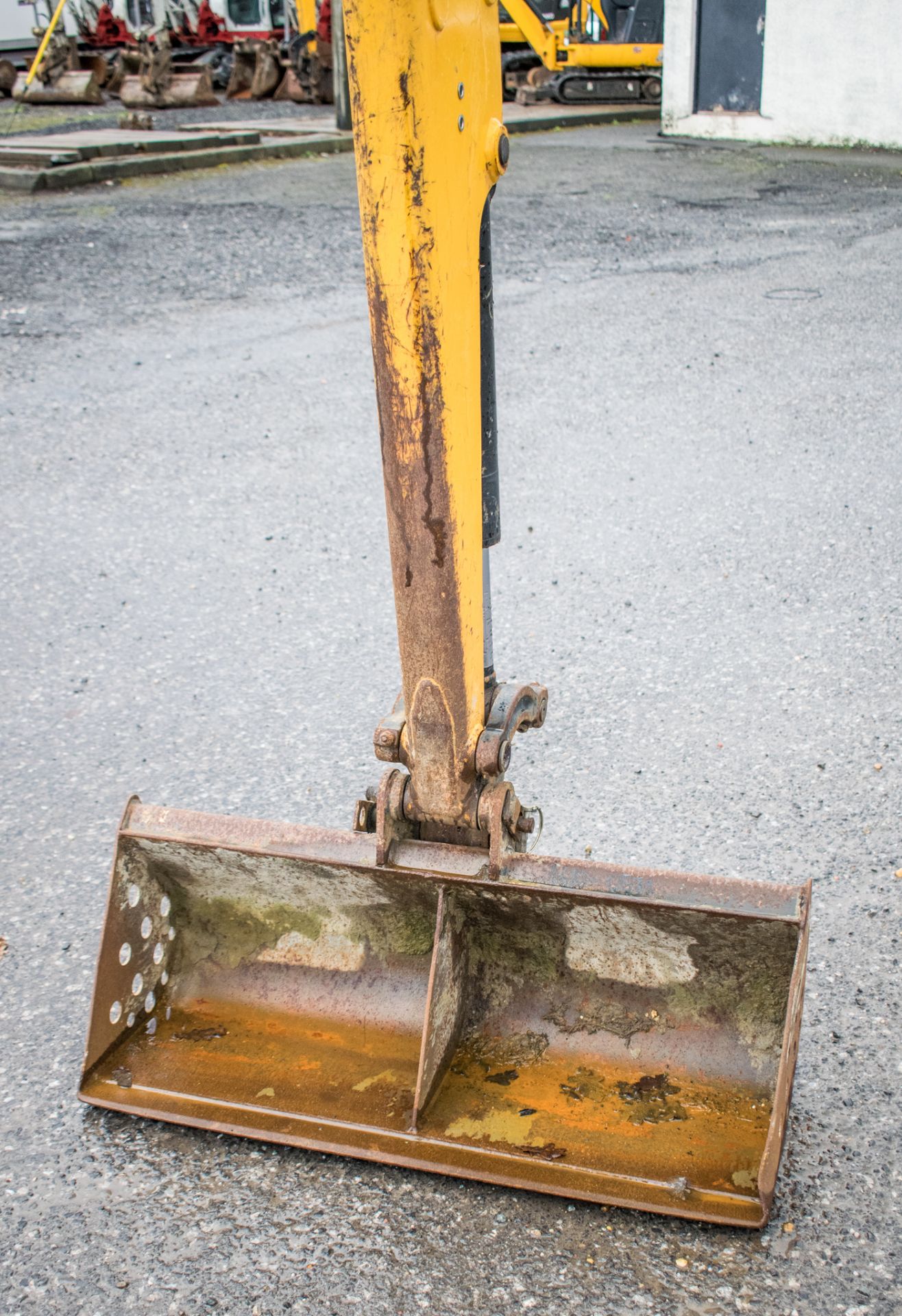 JCB 8014 1.5 tonne rubber tracked mini excavator Year: 2015 S/N: 71231 Recorded hours: 1028 LH16001 - Image 10 of 20