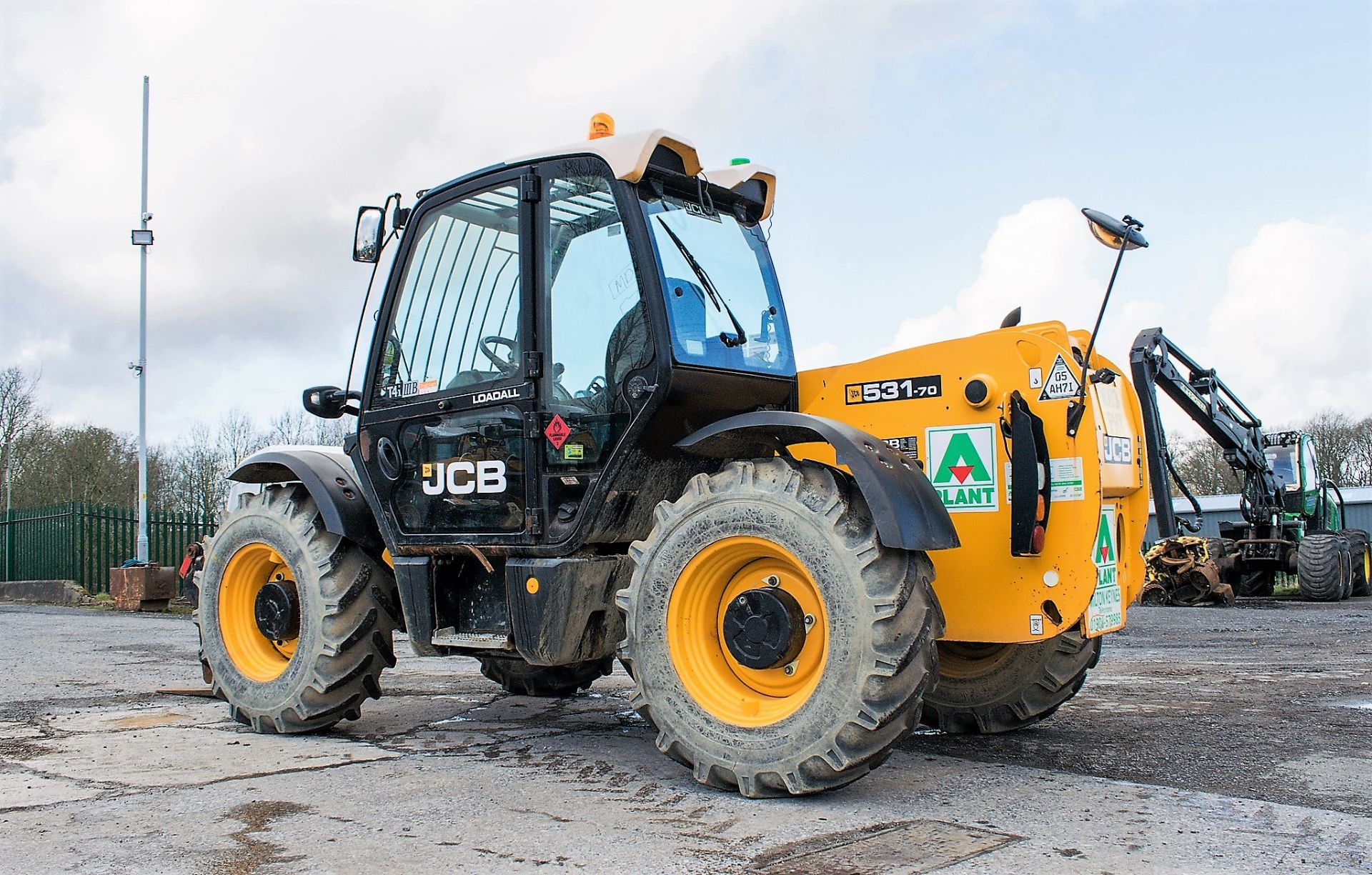 JCB 531-70 7 metre telescopic handler Year: 2013 S/N: 2176575 Reg No: MX13 PHY Recorded Hours: - Image 3 of 19