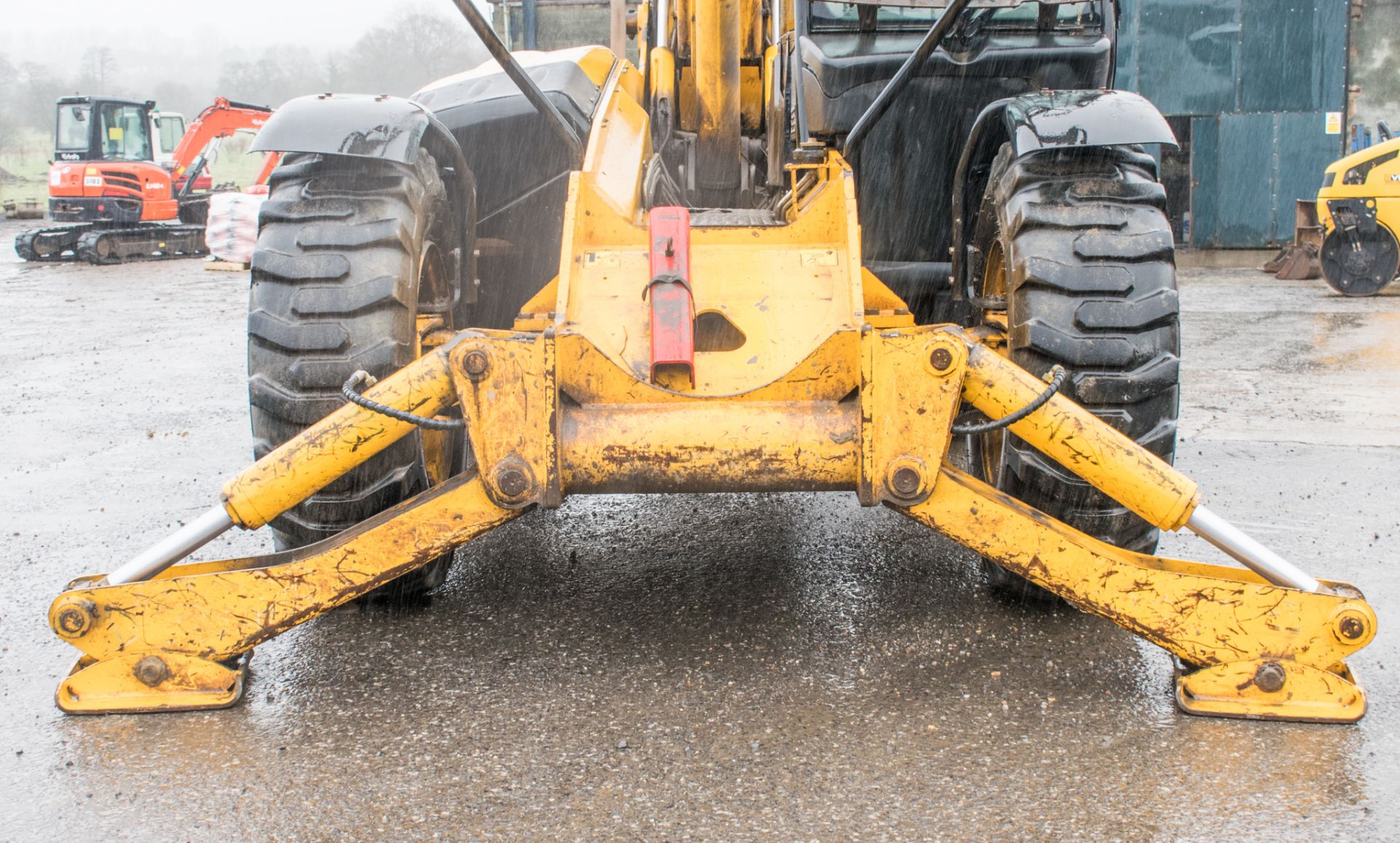 JCB 540-140 14 metre telescopic handler Year: 2006 S/N: 90215 Recorded hours: 6945 Z04 - Image 10 of 21