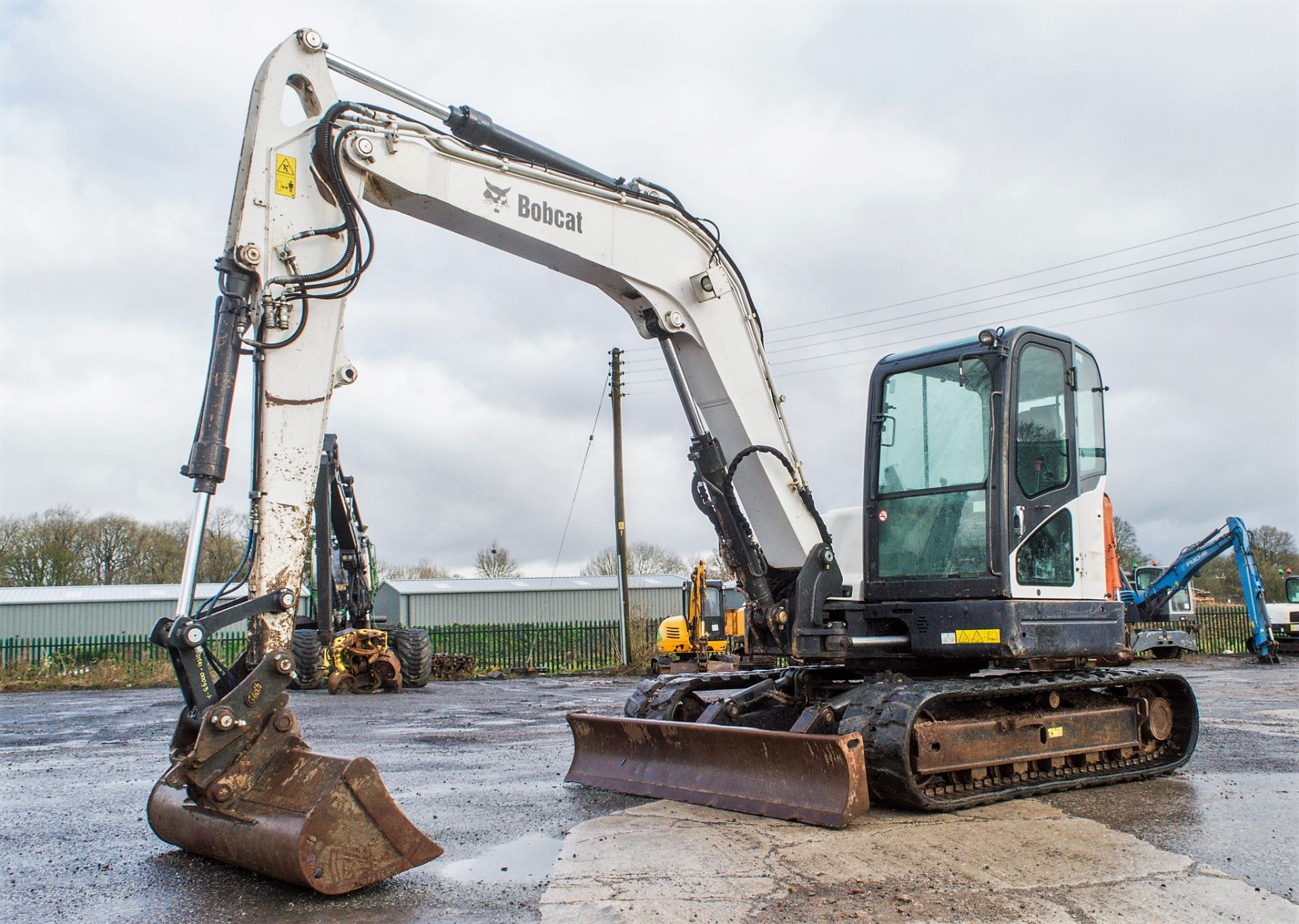 Bobcat E80 8 tonne rubber tracked excavator Year: 2013 S/N: 312768 Recorded Hours: 2778 blade,