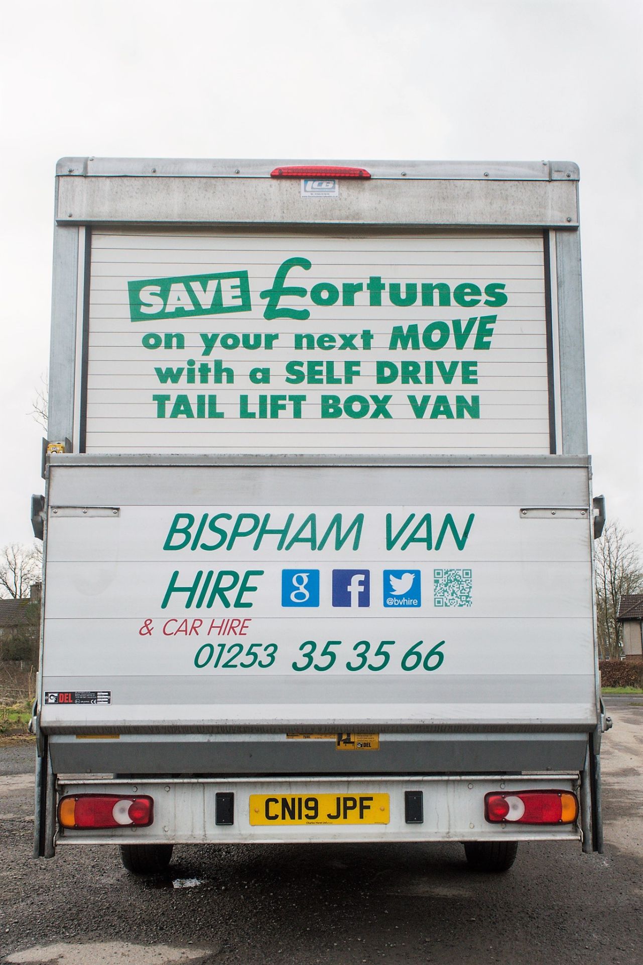 Citroen Relay 35 L3 Blue HDi Luton box van Registration Number: CN19 JPF Date of Registration: 31/ - Image 6 of 25