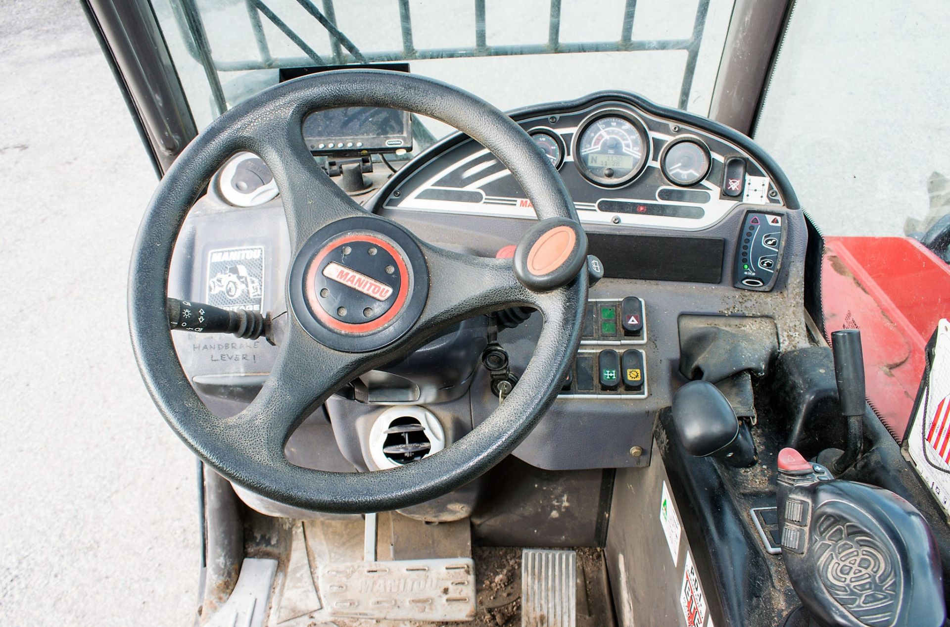 Manitou MT932 9 metre telescopic handler Year: 2014 S/N: 940646 Recorded Hours: 1130 c/w rear camera - Image 20 of 22