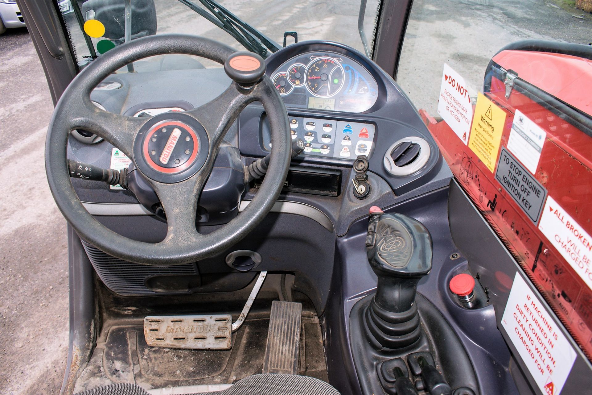 Manitou MT1335 13 metre telescopic handler Year: 2014 S/N: 941567 Recorded Hours: 1907 c/w sway - Bild 20 aus 22