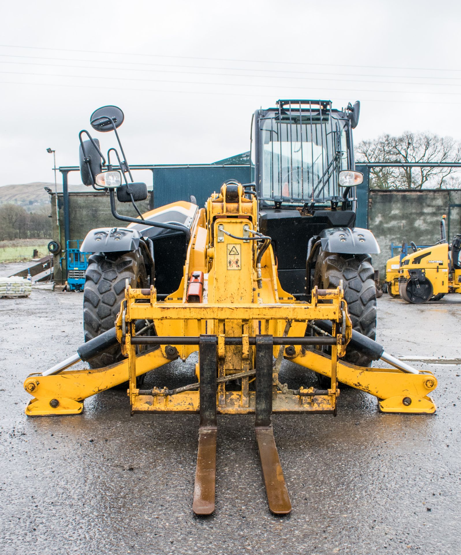 JCB 535-125 Hi Viz 12.5 metre telescopic handler  Year: 2015 S/N: 52464 Recorded hours: 2934 16 - Image 5 of 20