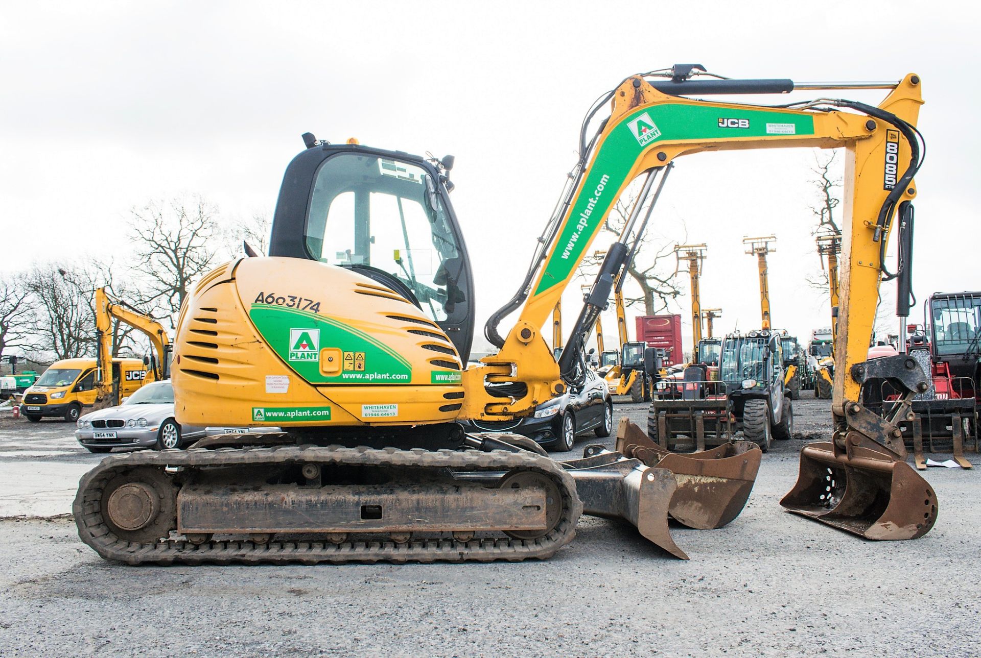 JCB 8085 Eco ZTS 8.5 tonne rubber tracked excavator Year: 2013 S/N: 1073096 Recorded Hours: 91952 ( - Image 8 of 23