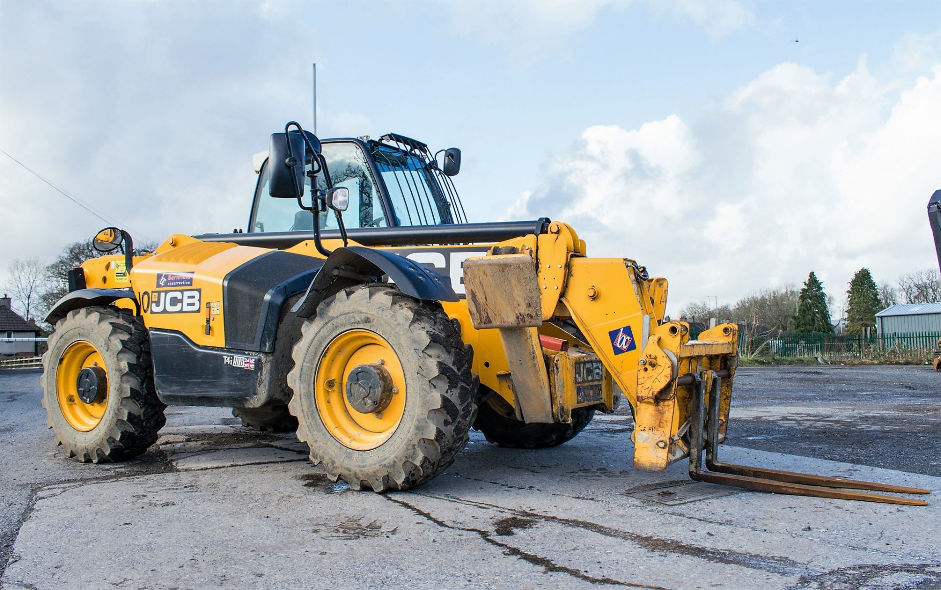 JCB 535-125 Hi Viz 12.5 metre telescopic handler Year: 2015 S/N: 2352466 Reg No: MM65 ZZV Recorded - Image 2 of 22