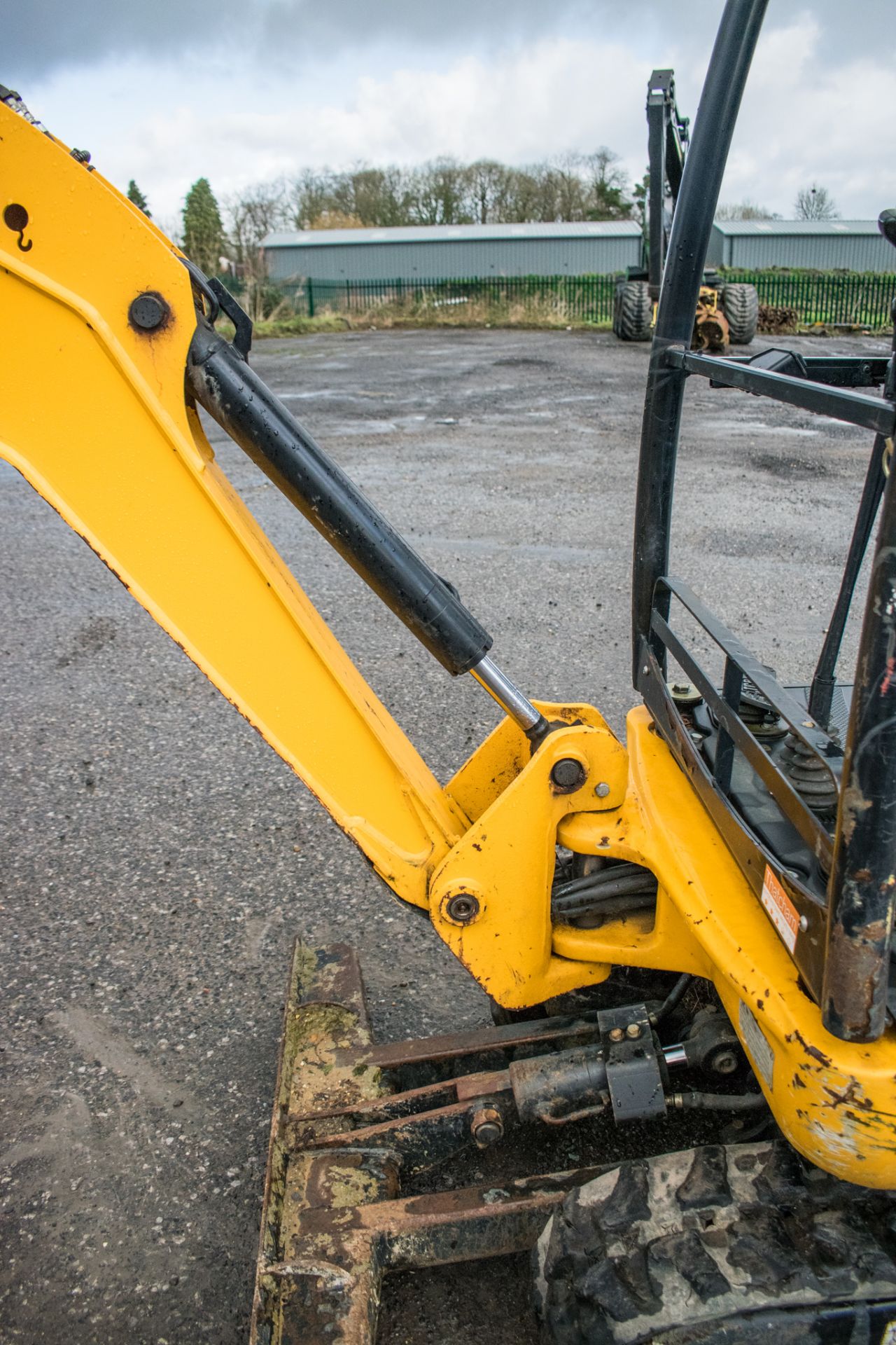 JCB 8014 1.5 tonne rubber tracked mini excavator Year: 2015 S/N: 71231 Recorded hours: 1028 LH16001 - Image 14 of 20