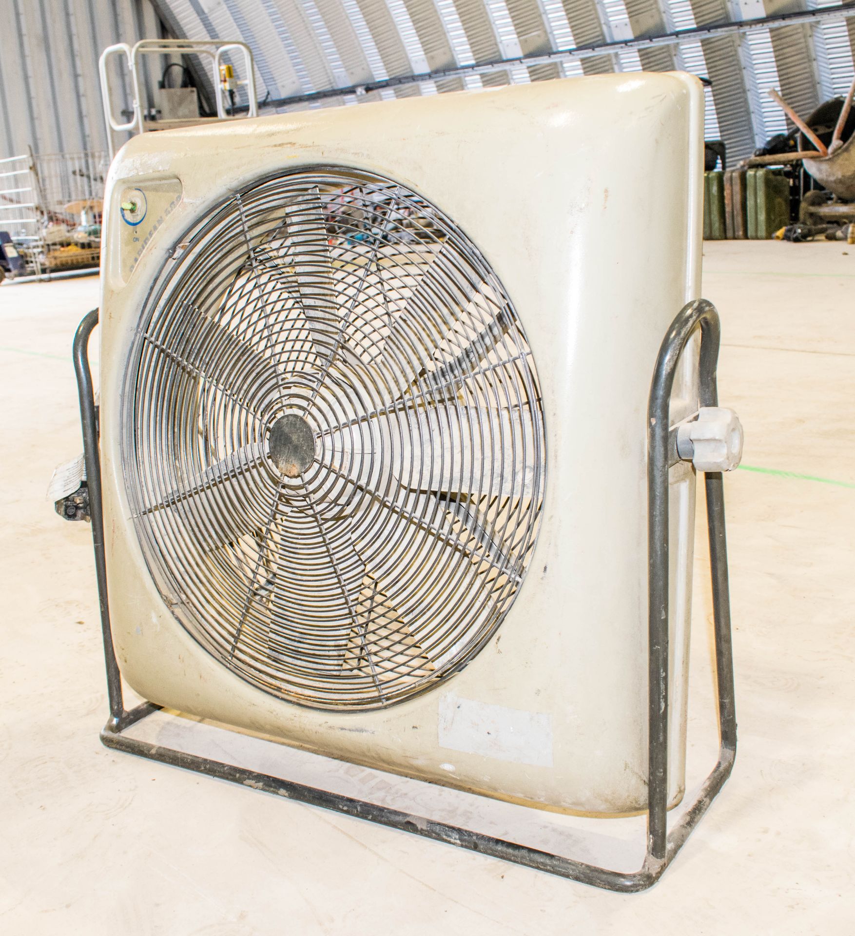 240v air circulation fan