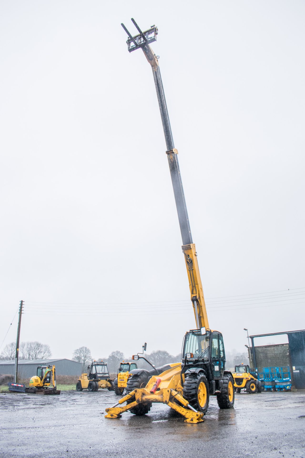 JCB 540-140 14 metre telescopic handler Year: 2006 S/N: 90215 Recorded hours: 6945 Z04 - Image 9 of 21