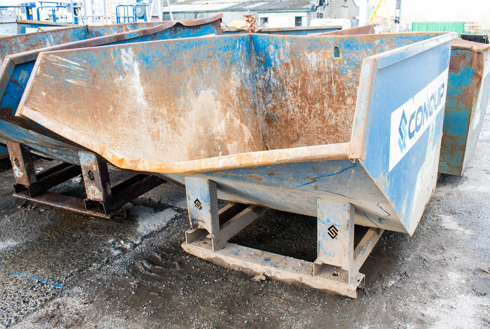 Conquip steel forklift skip A833516