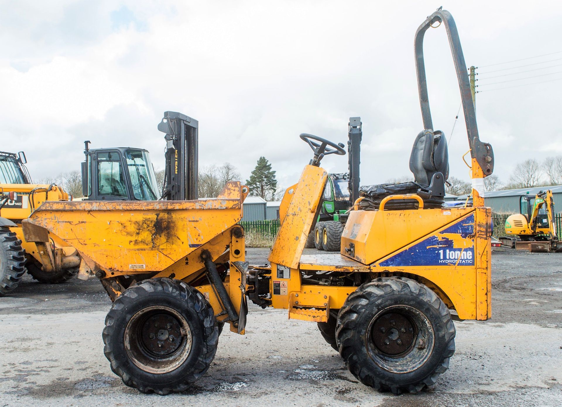 Thwaites 1 tonne hi tip dumper Year: 2007 S/N: 708B1761 Recorded Hours: 2420 220E0033 - Image 7 of 19