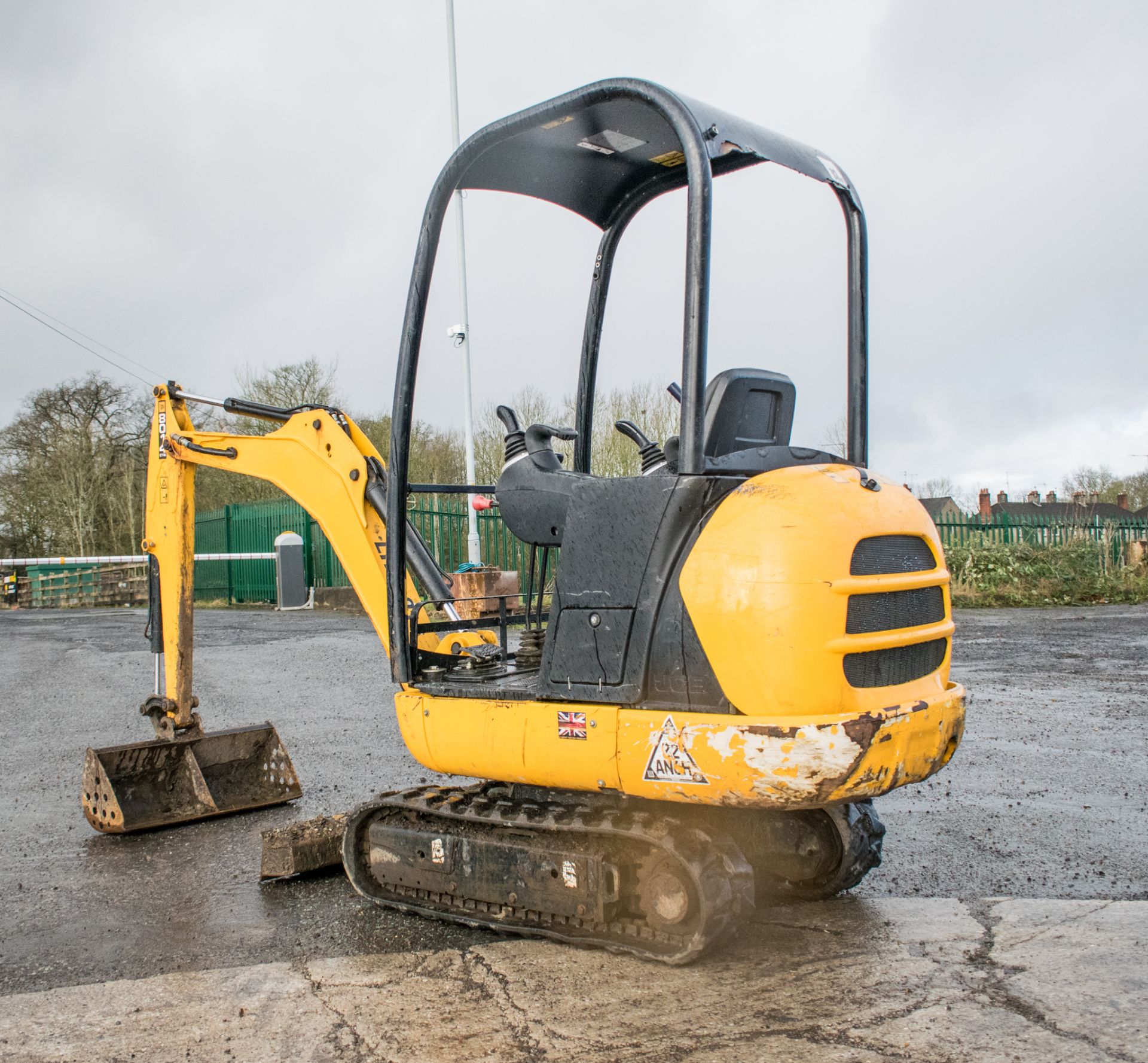 JCB 8014 1.5 tonne rubber tracked mini excavator Year: 2016 S/N: 75109 Recorded hours: 831 blade, - Image 4 of 20
