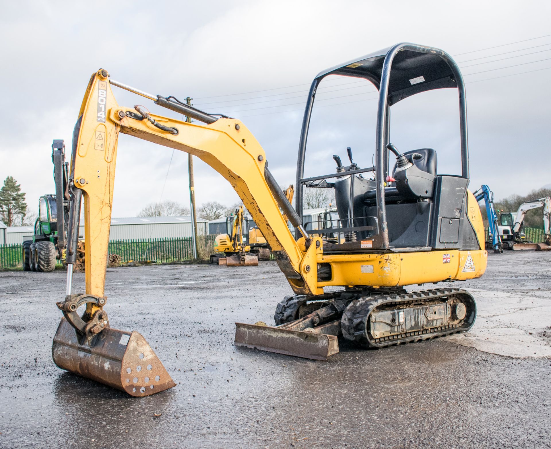 JCB 8014 1.5 tonne rubber tracked mini excavator Year: 2015 S/N: 71231 Recorded hours: 1028 LH16001