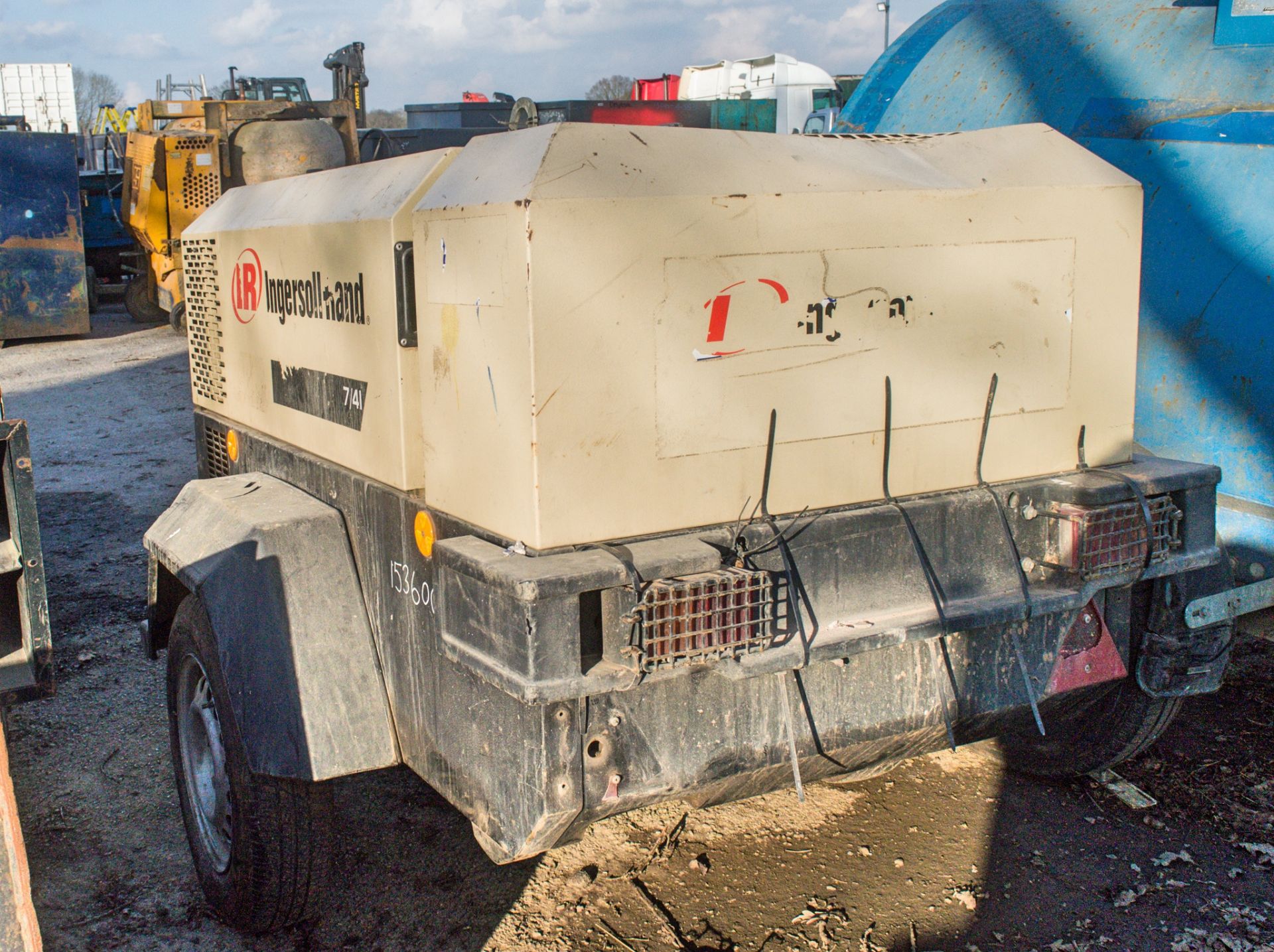 Ingersoll Rand 741 diesel driven mobile air compressor Year: 2008 Recorded Hours: 1616 S/N: 425606 - Image 2 of 3