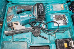 Makita 18v cordless jigsaw c/w 2 batteries, charger & carry case A571818