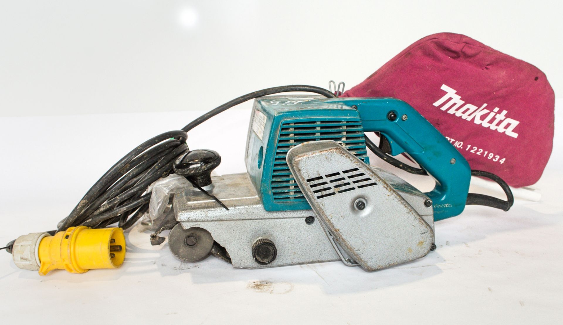 Makita 110v belt sander