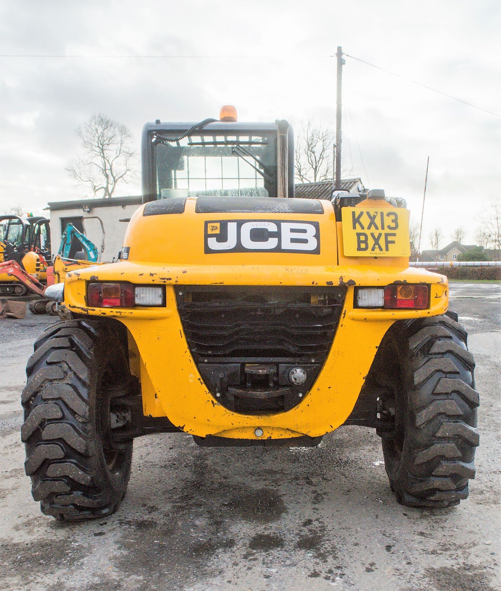 JCB 527-55 5.5 metre telescopic handler Year: S/N: 1419600 Recorded Hours: 3975 c/w rear camera - Image 6 of 20