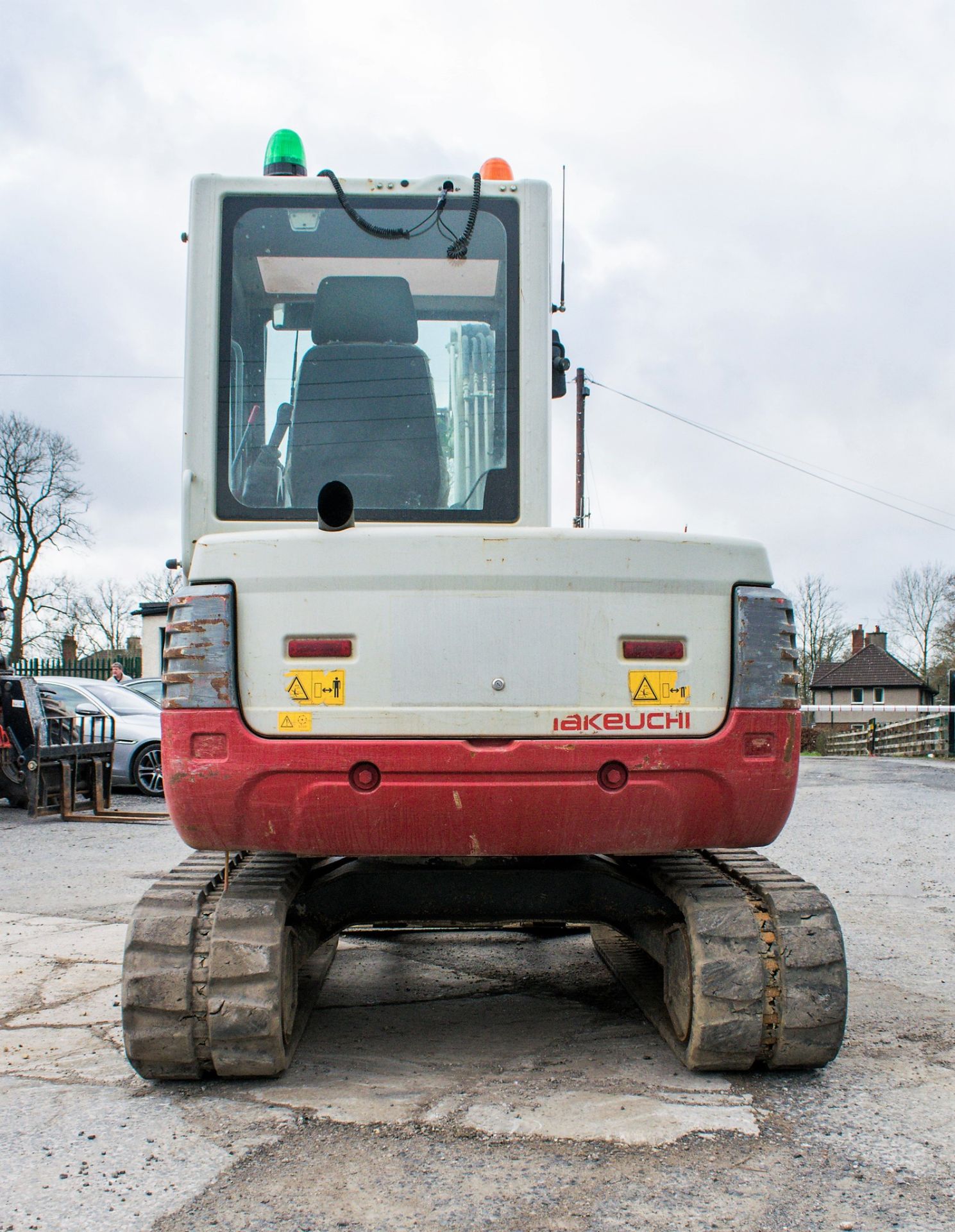 Takeuchi TB250 5 tonne rubber tracked excavator Year: 2014 S/N: 3660 Recorded Hours: 6247 blade, - Image 6 of 22