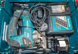Makita 18v cordless jigsaw c/w 2 batteries, charger & carry case A656117