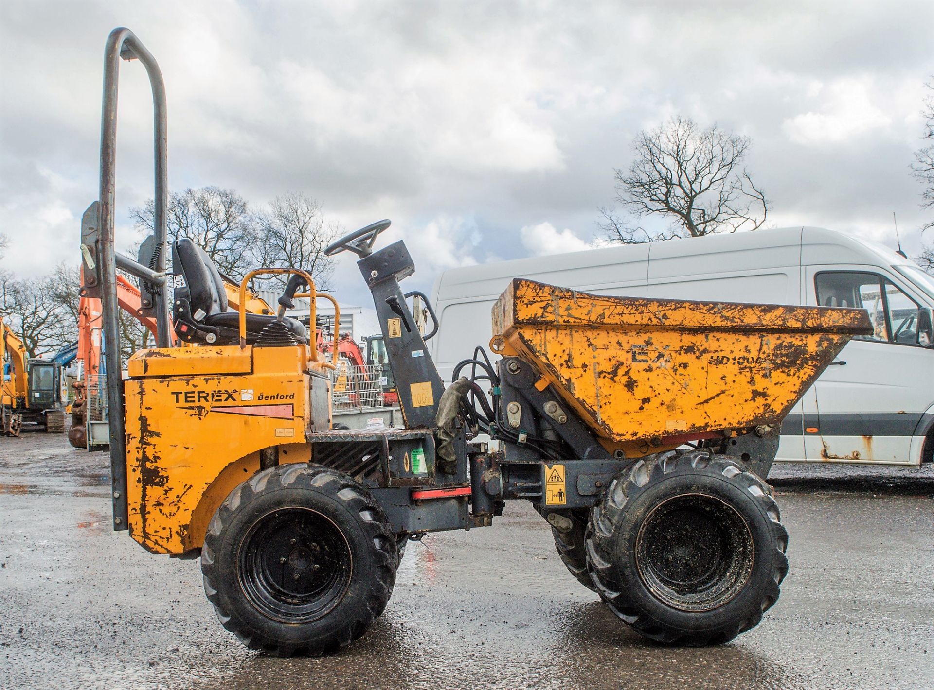 Benford Terex HD1000 1 tonne hi tip dumper Year: 2005 S/N: E505HM295 Recorded Hours: 2775 - Image 8 of 22