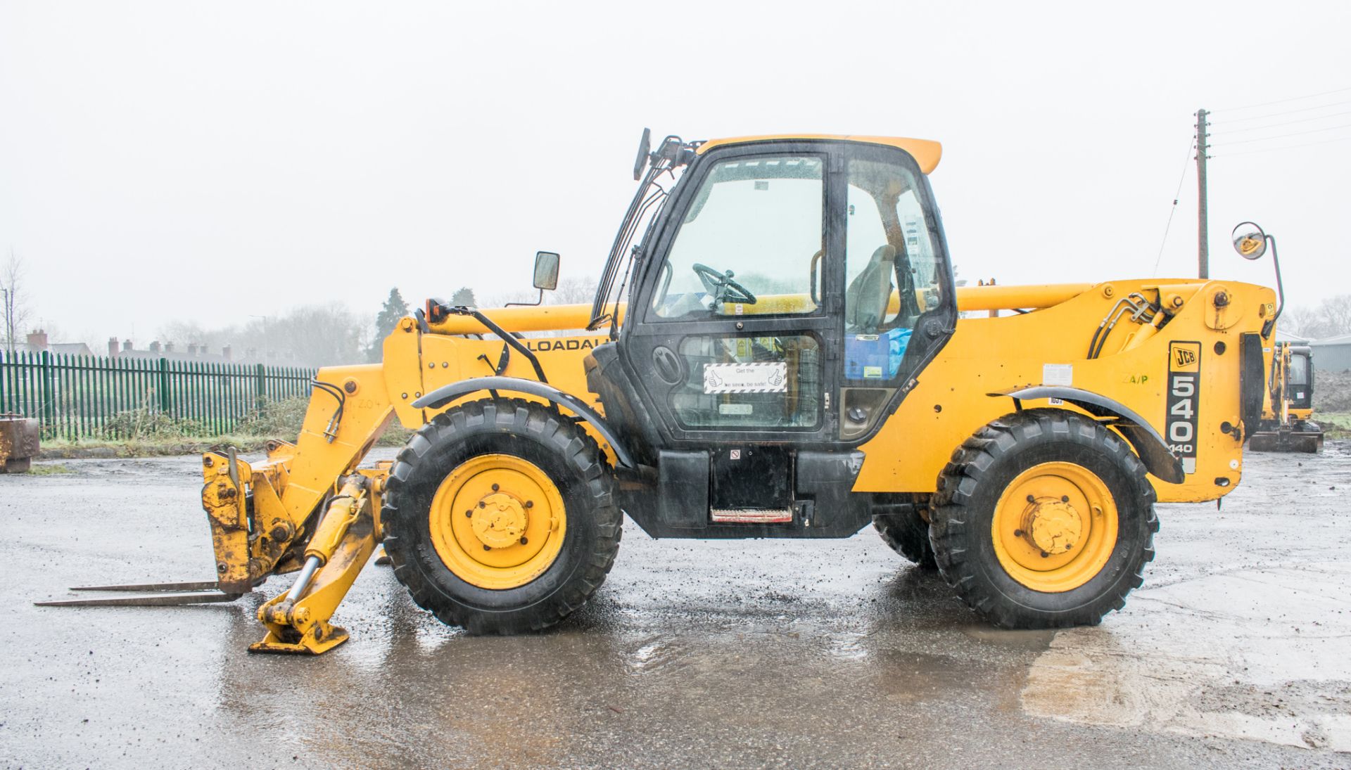 JCB 540-140 14 metre telescopic handler Year: 2006 S/N: 90215 Recorded hours: 6945 Z04 - Image 7 of 21