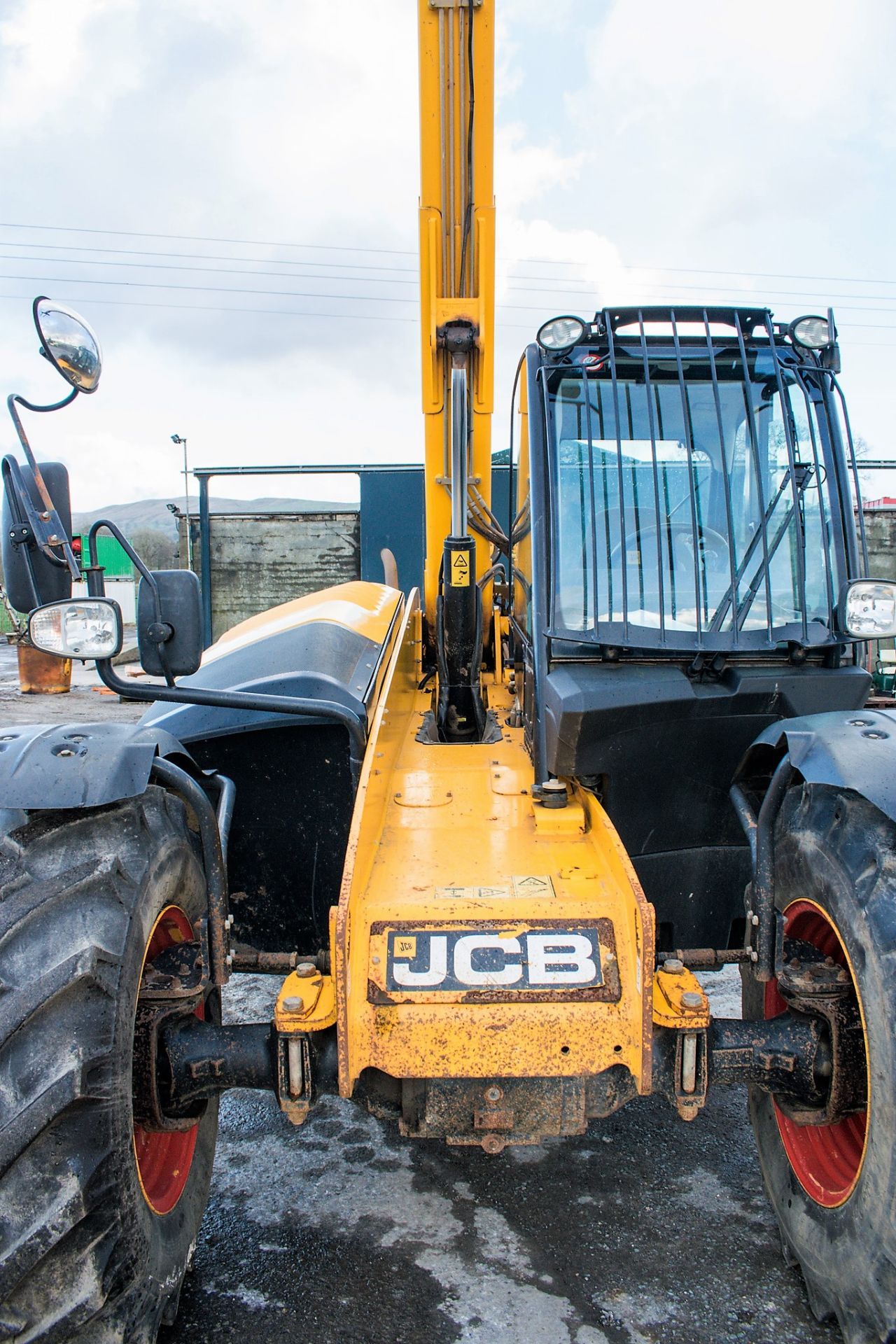 JCB 531-70 7 metre telescopic handler Year: 2014 S/N: 2341931 Reg No: MX64 PZR Recorded Hours: - Image 14 of 21