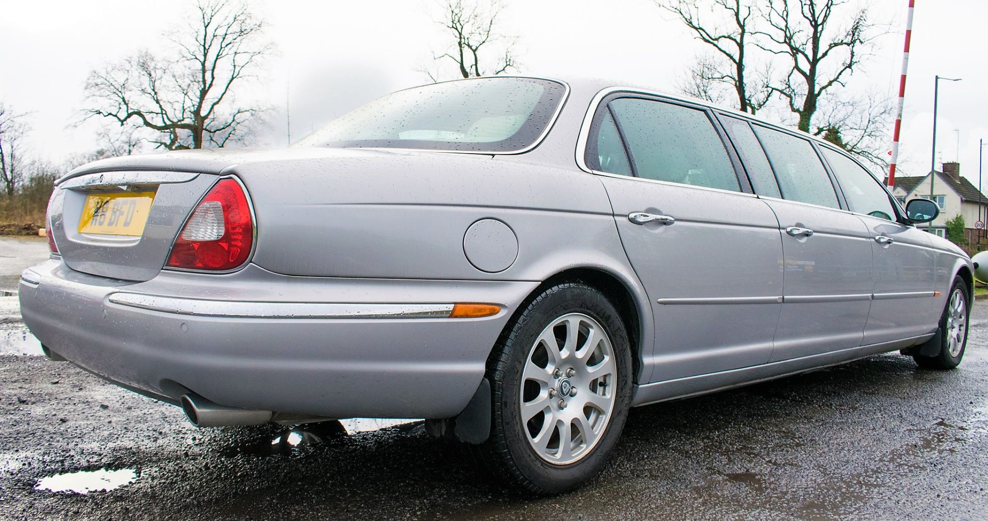 Jaguar XJ6 V6 automatic stretch Limousine Registration Number: BW54 YNK (Registration Number - Image 3 of 21