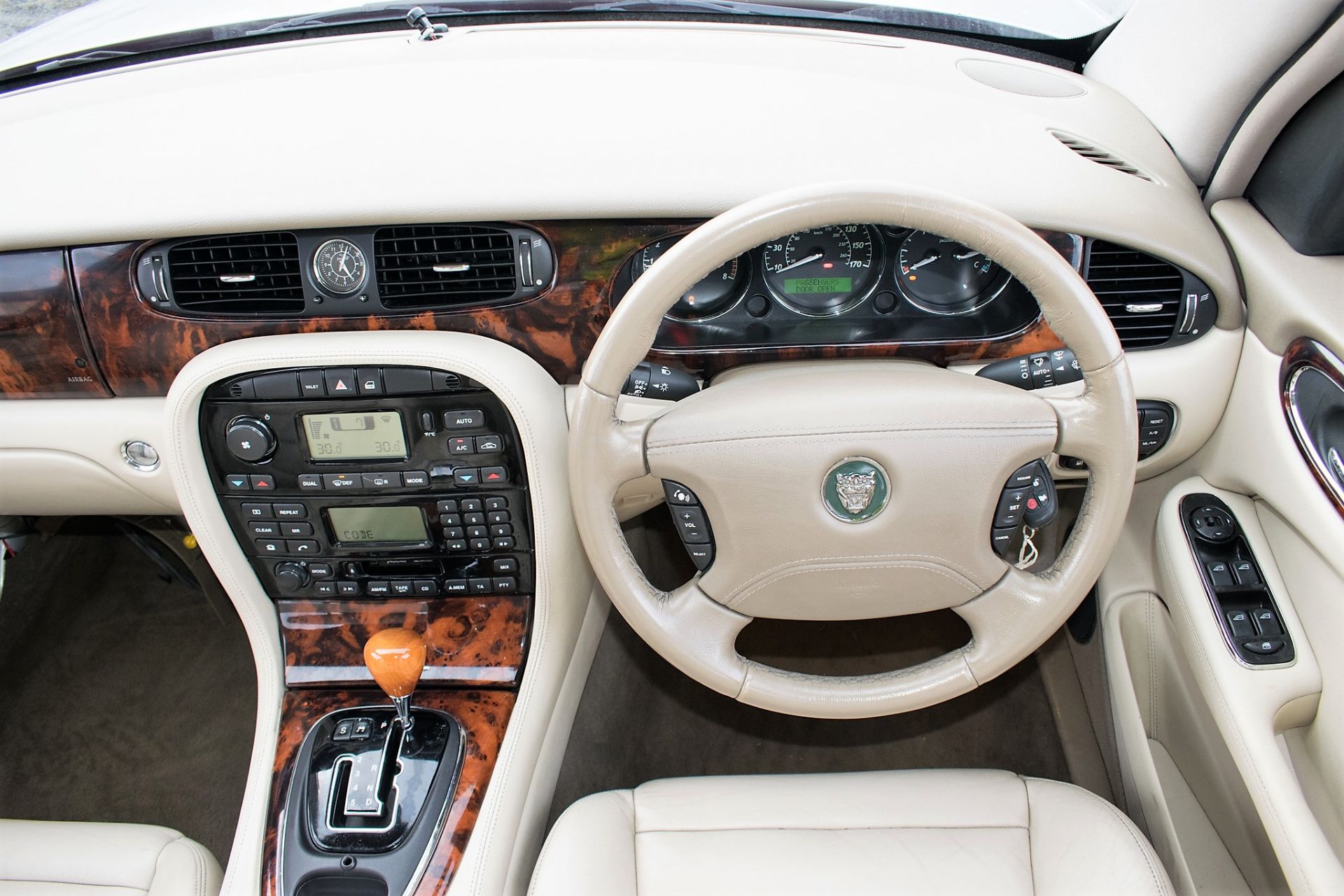 Jaguar XJ6 V6 automatic hearse Registration Number: BW54 YNL (Registration Number photographed has - Image 19 of 20