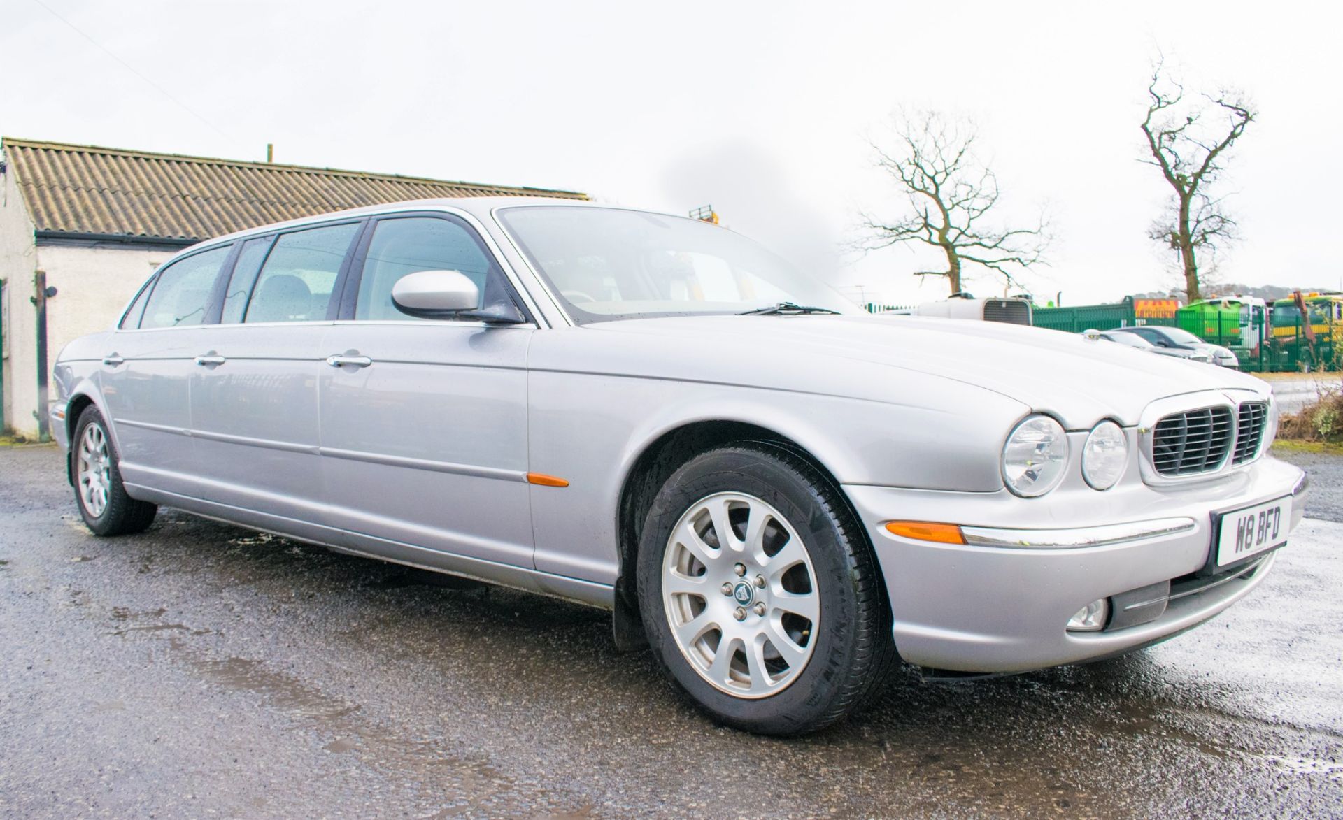 Jaguar XJ6 V6 automatic stretch Limousine Registration Number: BW54 YNK (Registration Number - Image 2 of 21