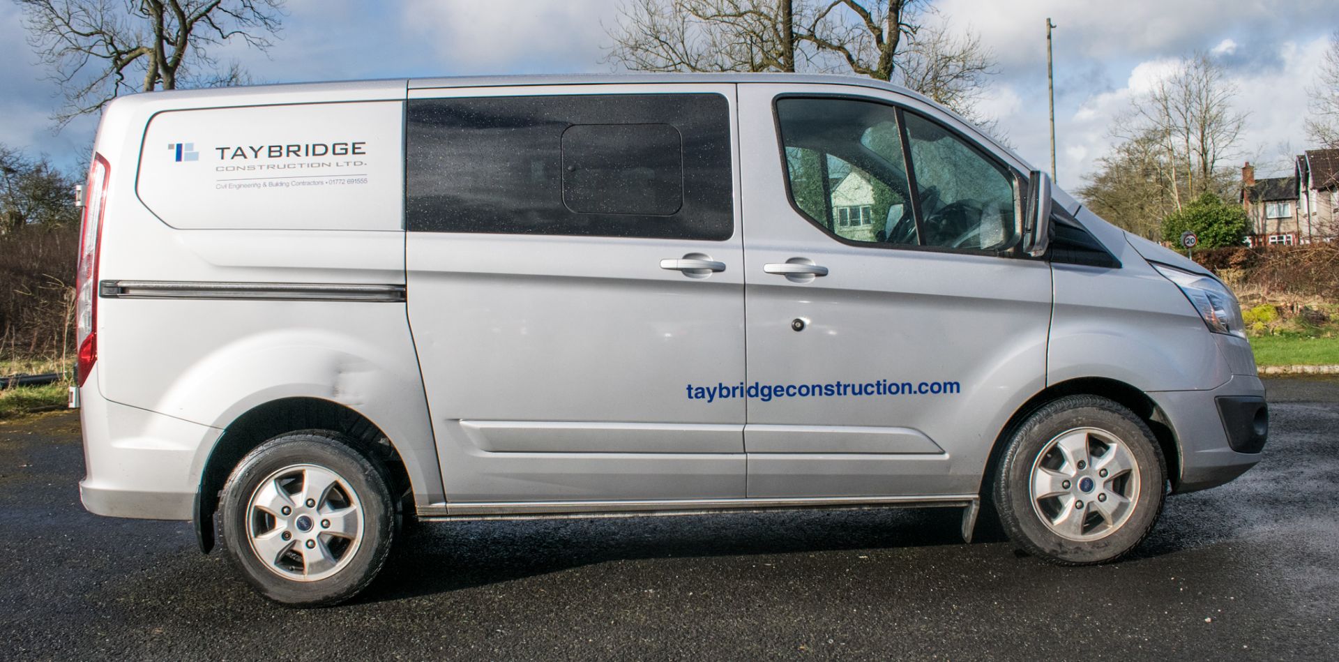 Ford Transit Custom Limited 290 L1 H1 170 PS crew cab panel van Registration Number: MA17 DFF Date - Image 7 of 19