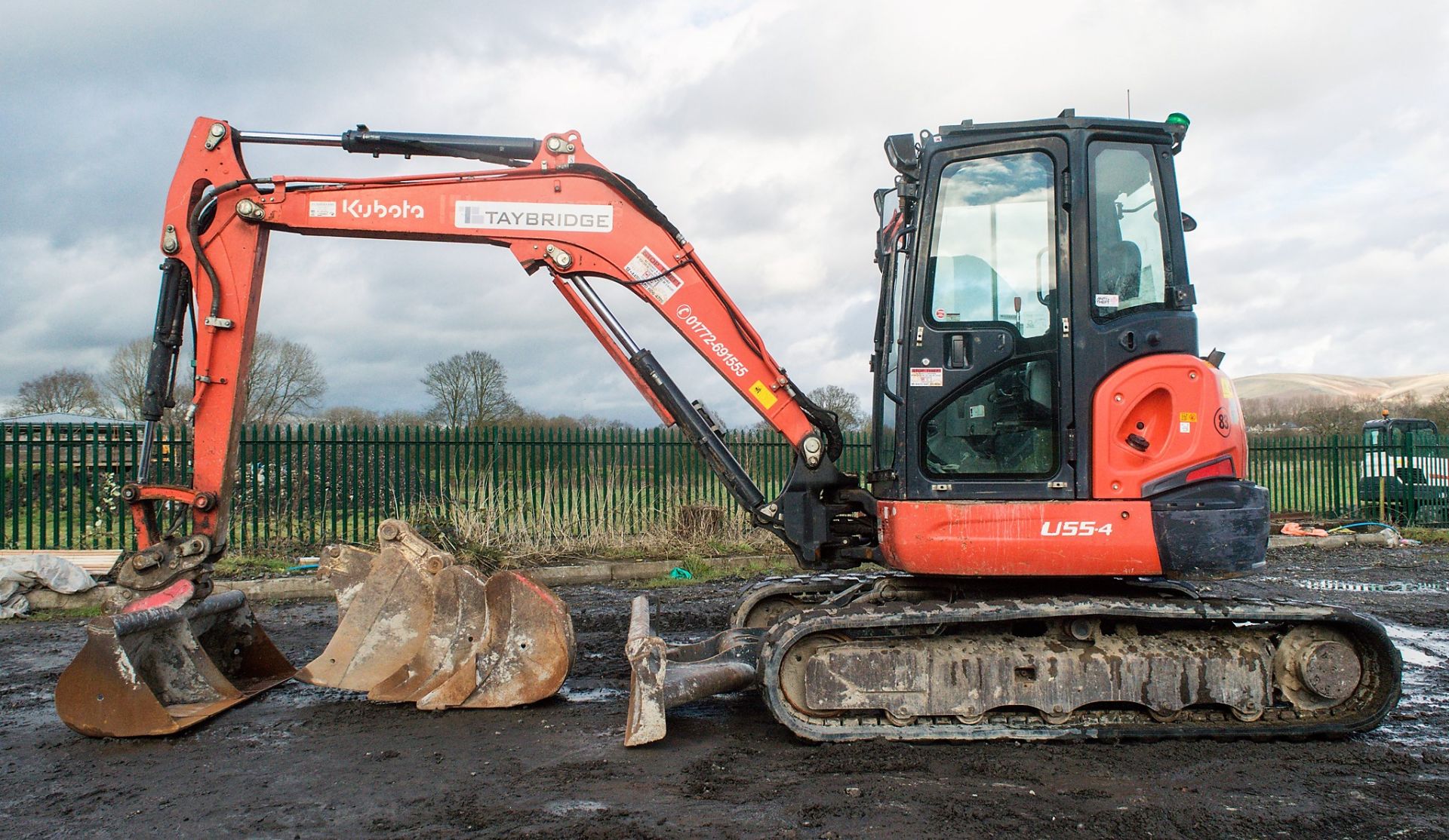 Kubota U55-4 5.5 tonne rubber tracked mini excavator Year: 2010 S/N: 50262 Recorded Hours: 6009 - Image 7 of 23