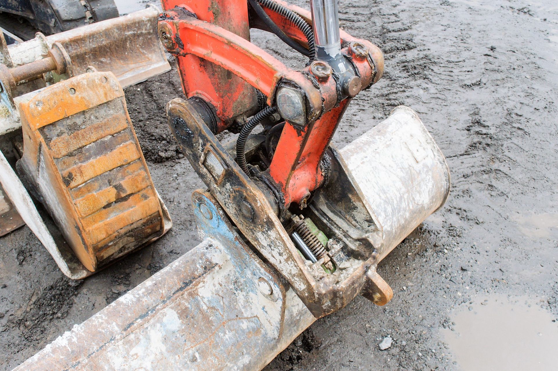 Kubota U55-4 5.5 tonne rubber tracked mini excavator Year: 2012 S/N: 51298 Recorded Hours: 4071 - Image 13 of 24