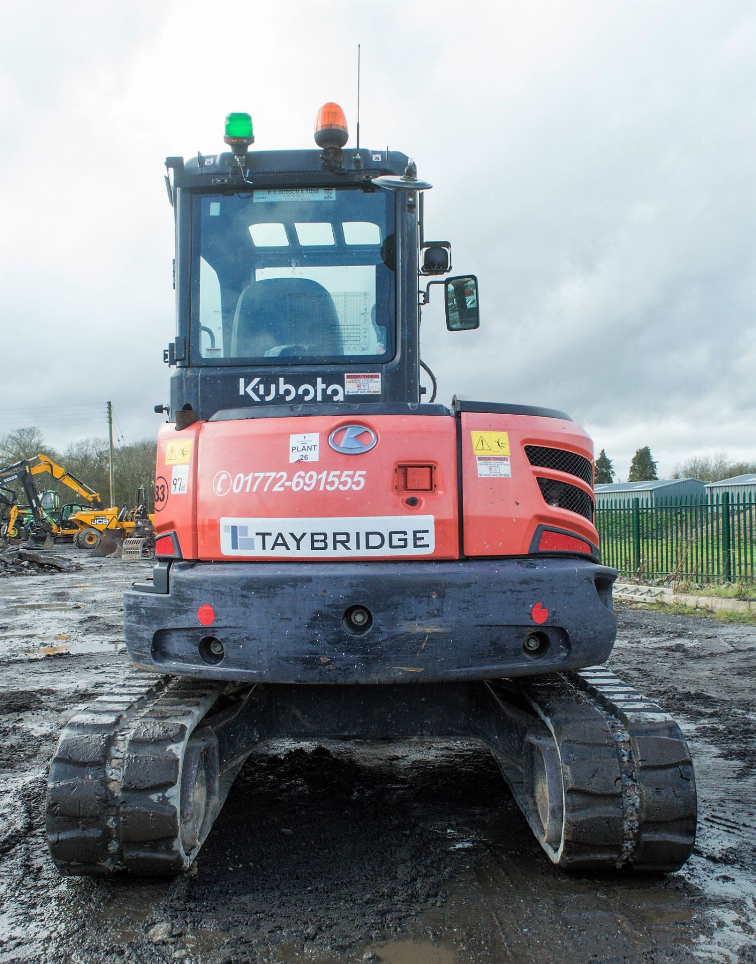 Kubota U55-4 5.5 tonne rubber tracked mini excavator Year: 2010 S/N: 50262 Recorded Hours: 6009 - Image 6 of 23