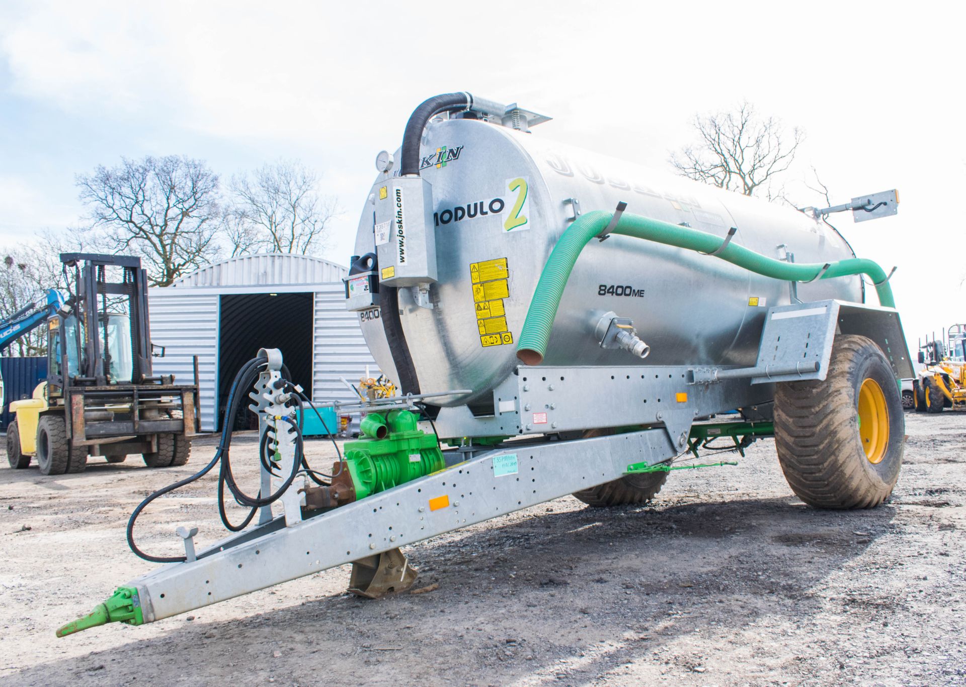 Joskin 8400ME 8500 litre galvanised slurry tanker  Year: 2019  S/N: 35718 c/w hydraulic driven PTO