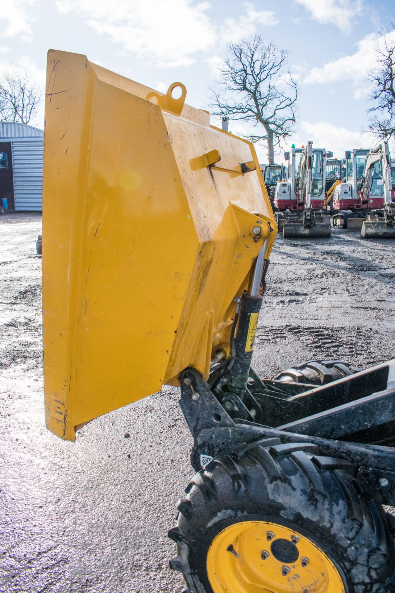 JCB 1THT 1 tonne high tip dumper Year: 2016 S/N: RA3461 Recorded hours: 506 LH16021 - Image 10 of 18