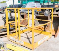 Steel fork lift personnel cage