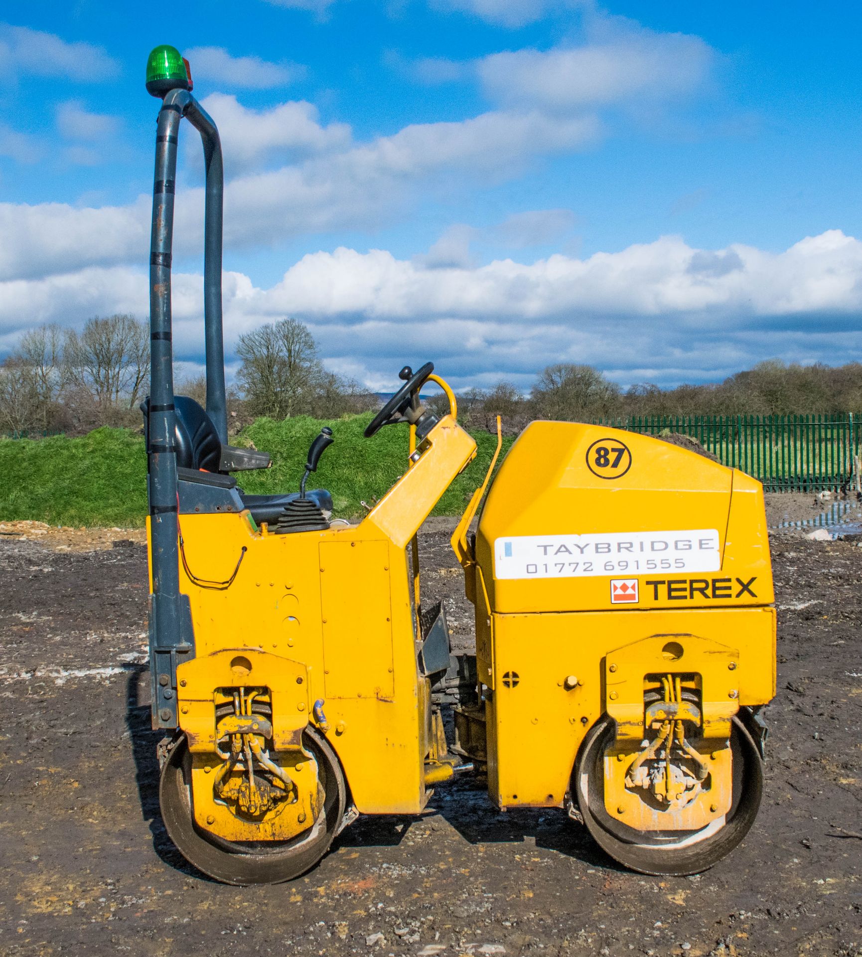 Benford Terex TV800 double drum ride on roller Year: 2005 S/N: E509HU171 Recorded Hours: 840 87 - Image 7 of 14