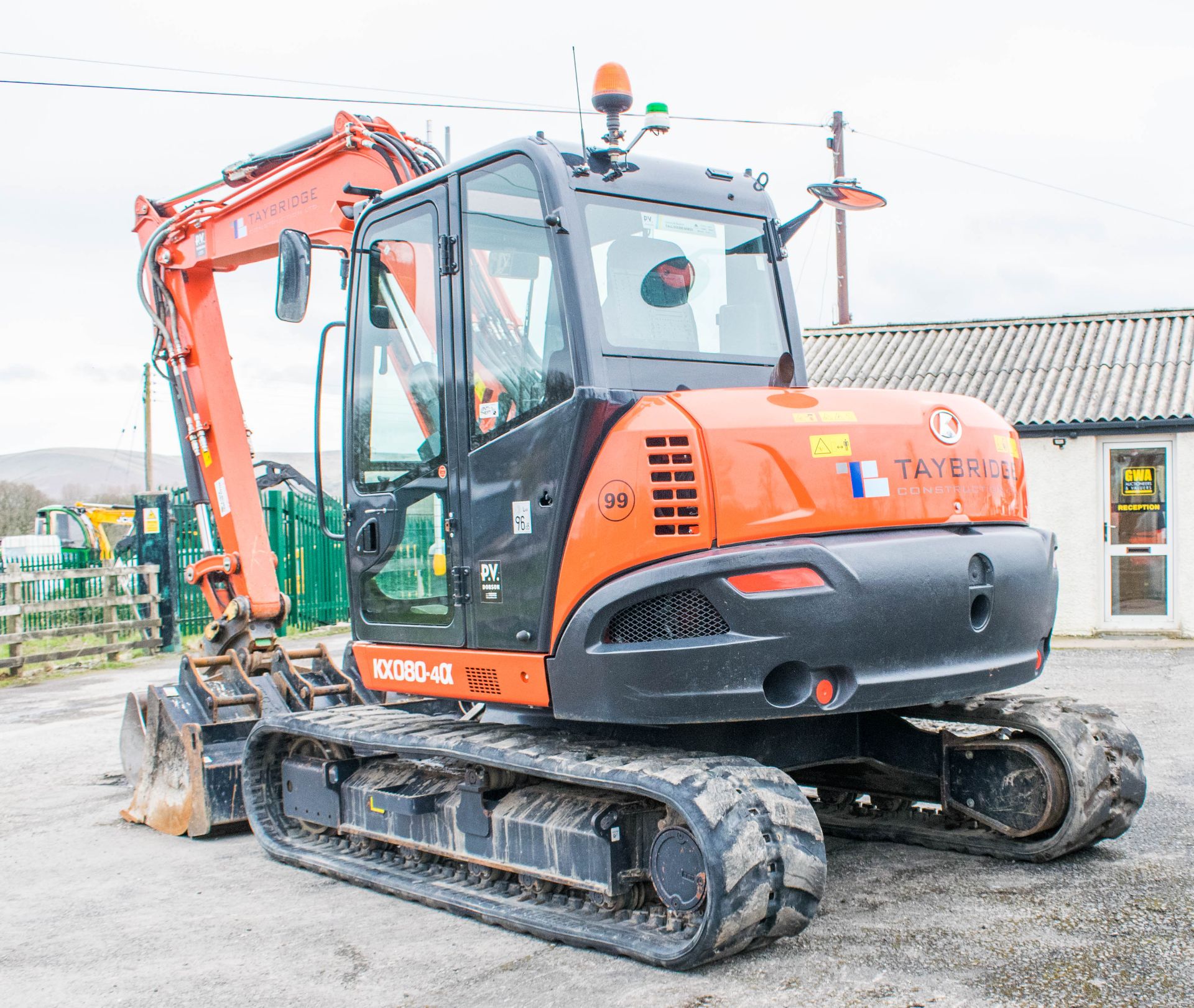 Kubota KX80 8 tonne rubber tracked midi excavator Year: 2018 S/N: 45742 Recorded Hours: 762 - Image 4 of 22