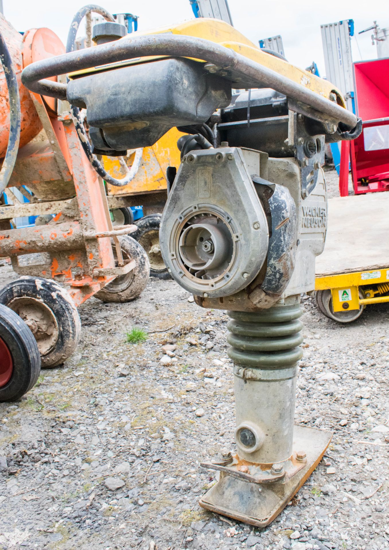 Wacker Neuson petrol driven trench compactor  A649924 - Image 2 of 2